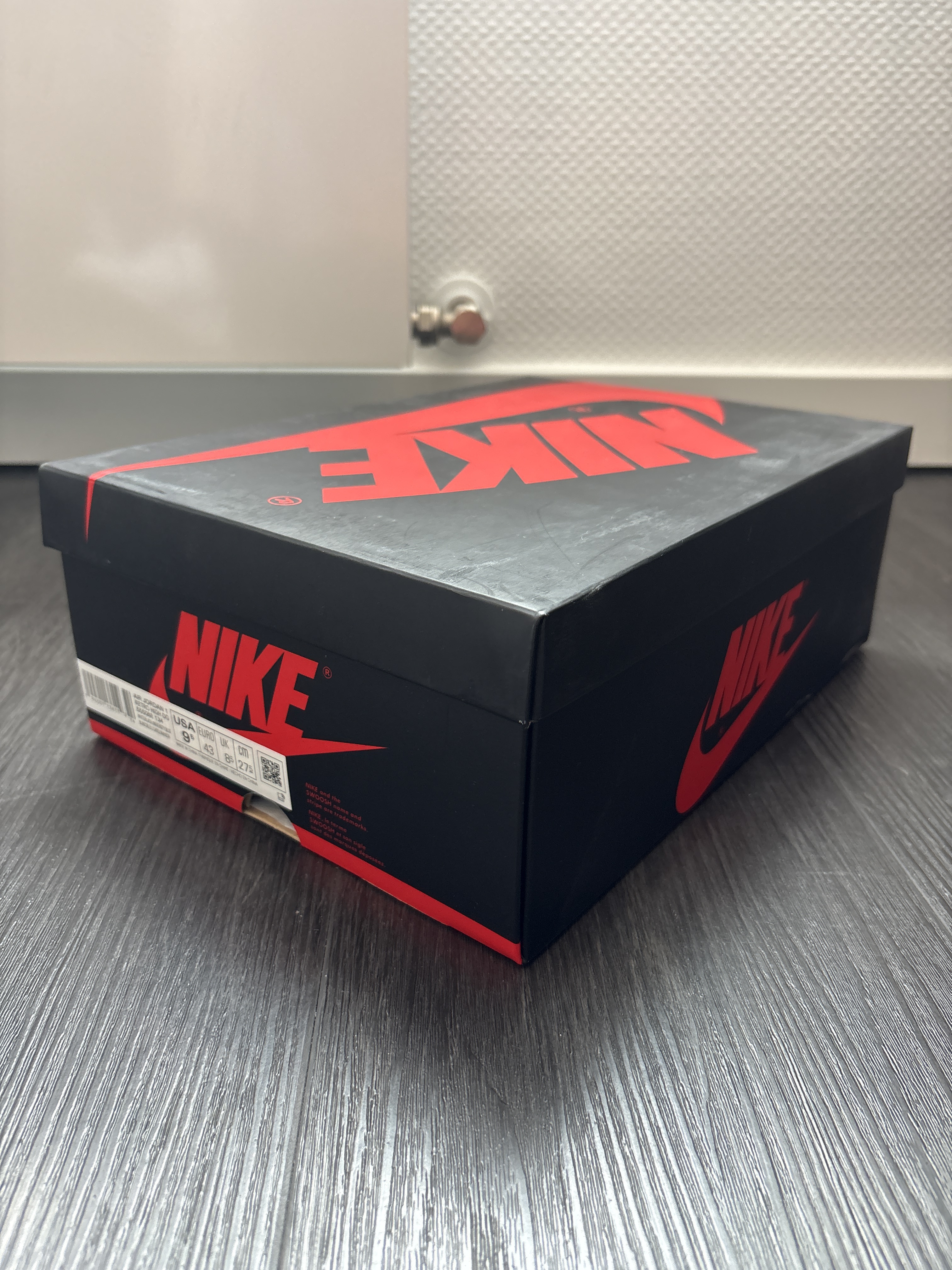 Air Jordan 1 Retro High 'White University Blue' (2021) photo 7