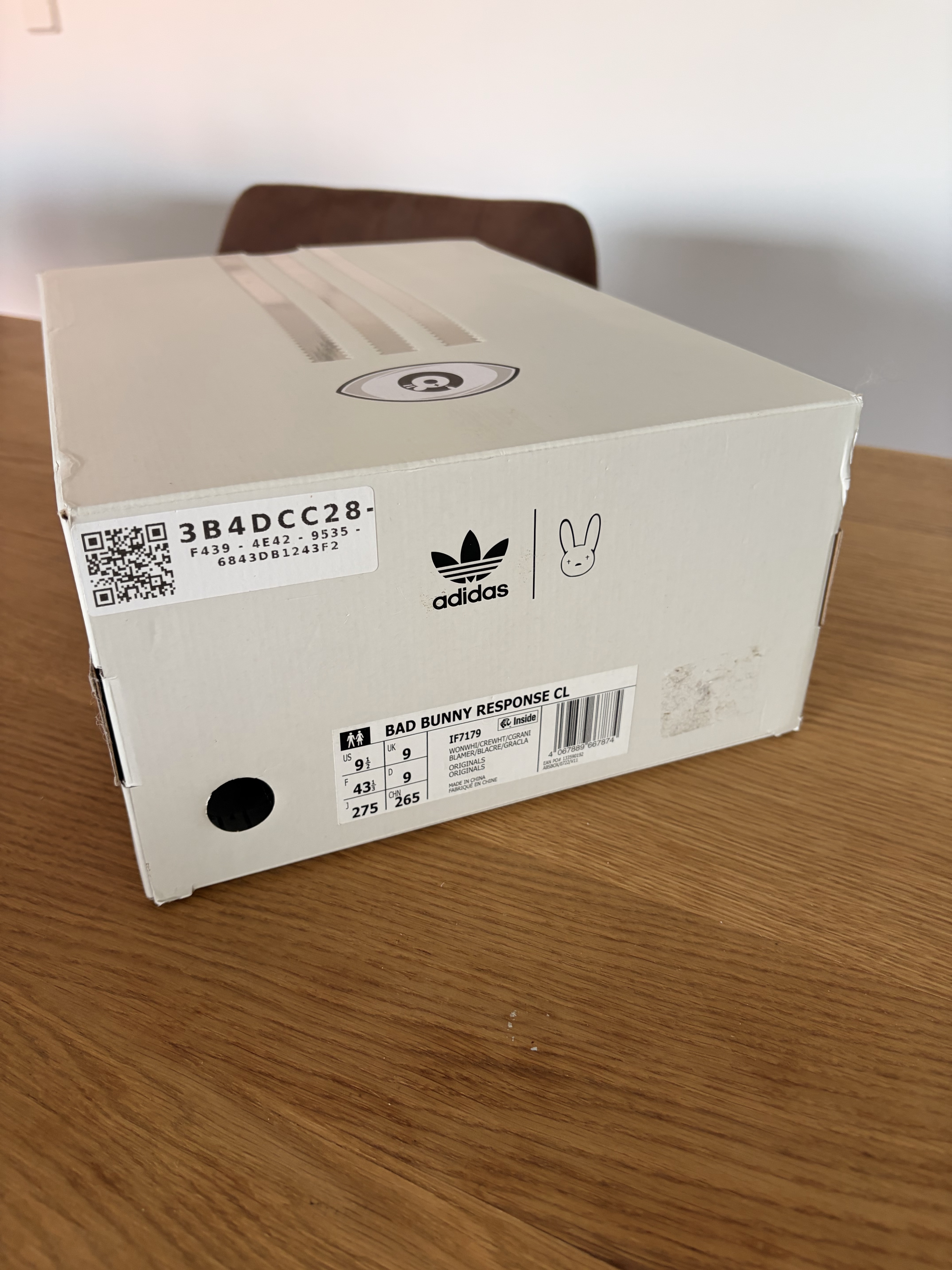 Adidas x Bad Bunny Response CL 'Wonder White' (2024) photo 8