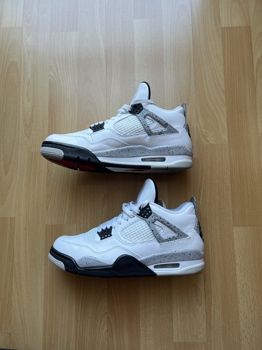 Air Jordan 4 Retro White Cement (2016)