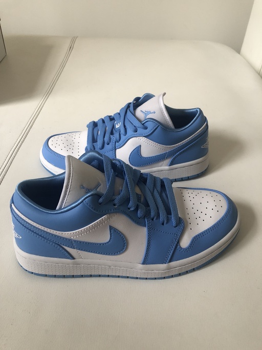 Air Jordan 1 Low WMNS 'UNC' (2020)