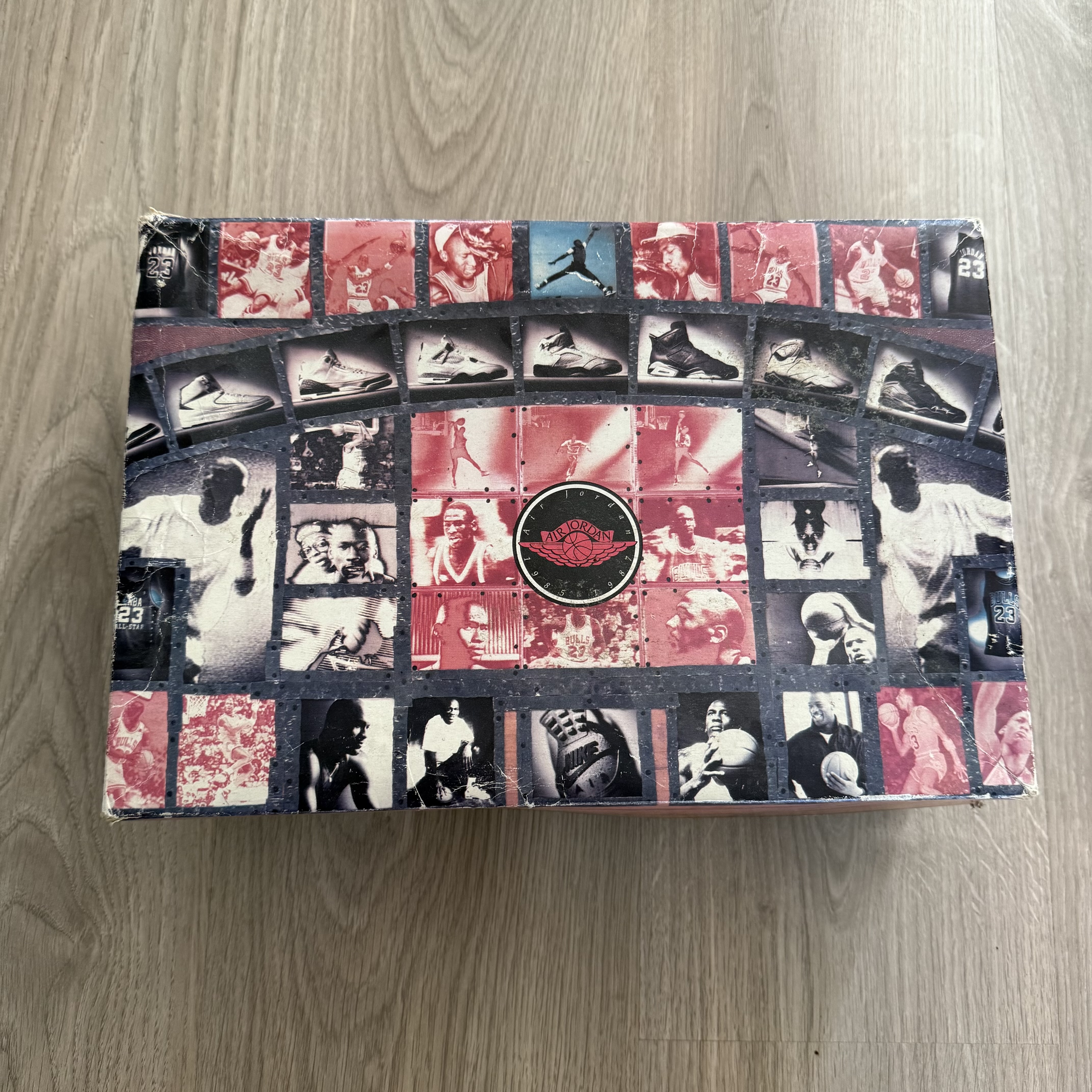 Air Jordan 1 Retro Chicago (1994) photo 10