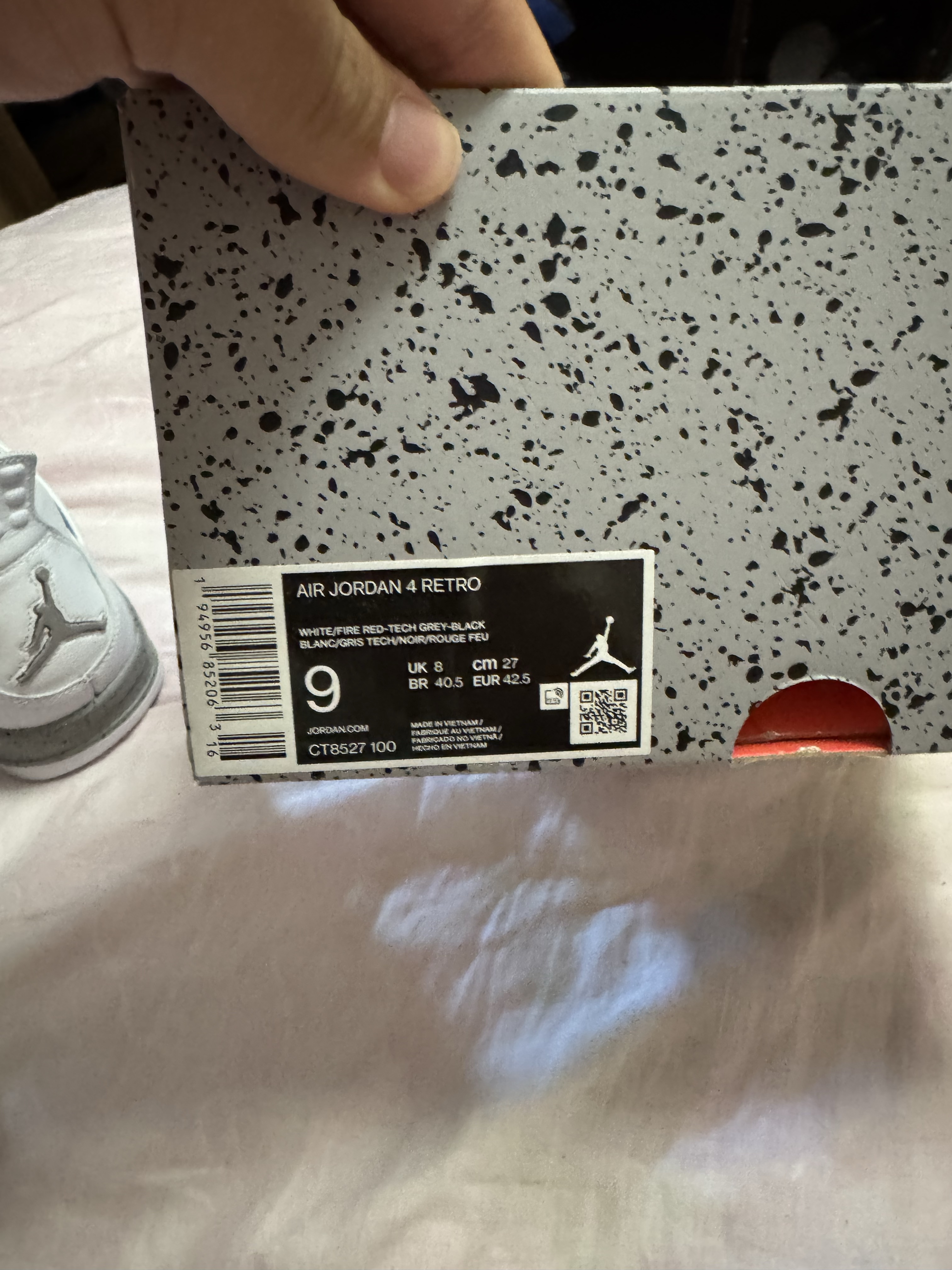 Air Jordan 4 Retro 'Tech White' (2021) photo 7