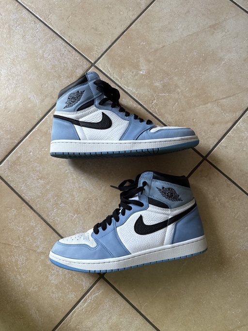 Air Jordan 1 Retro High 'White University Blue' (2021)