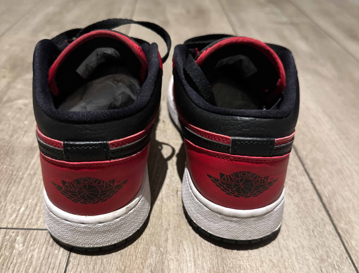Air Jordan 1 Low Gym Red Black (GS) (2021) photo 4