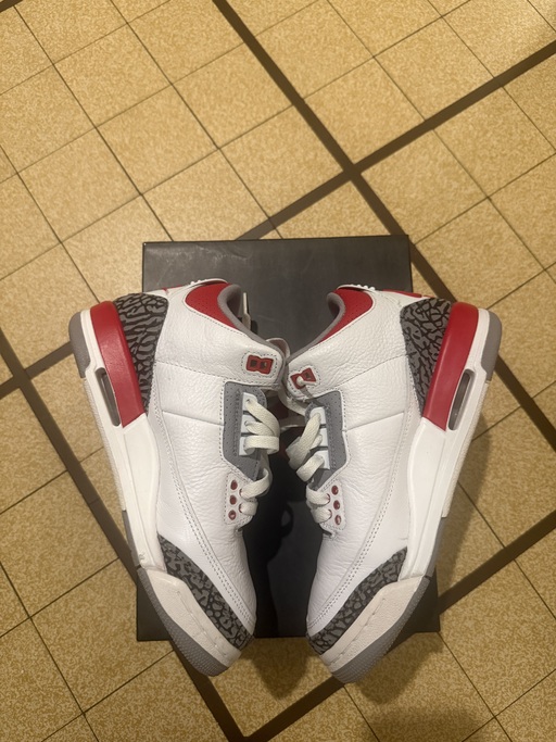 Air Jordan 3 OG 'Fire Red' (2022)