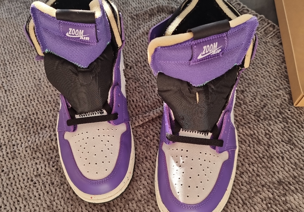 Air Jordan 1 Zoom CMFT Crater Purple (2022) photo 3