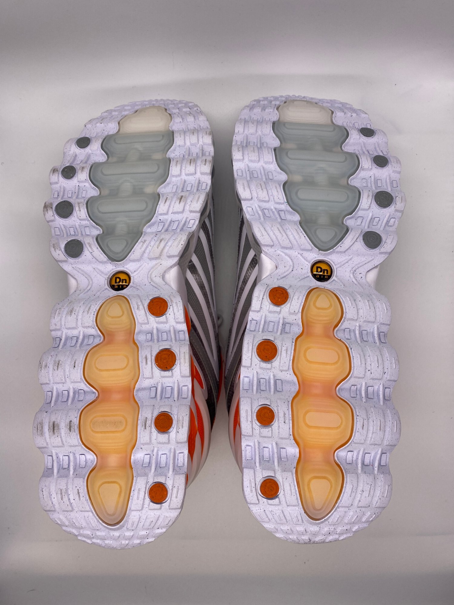 Nike x Palace Air Max Dn8 'Dusty Grey' (2025) photo 5