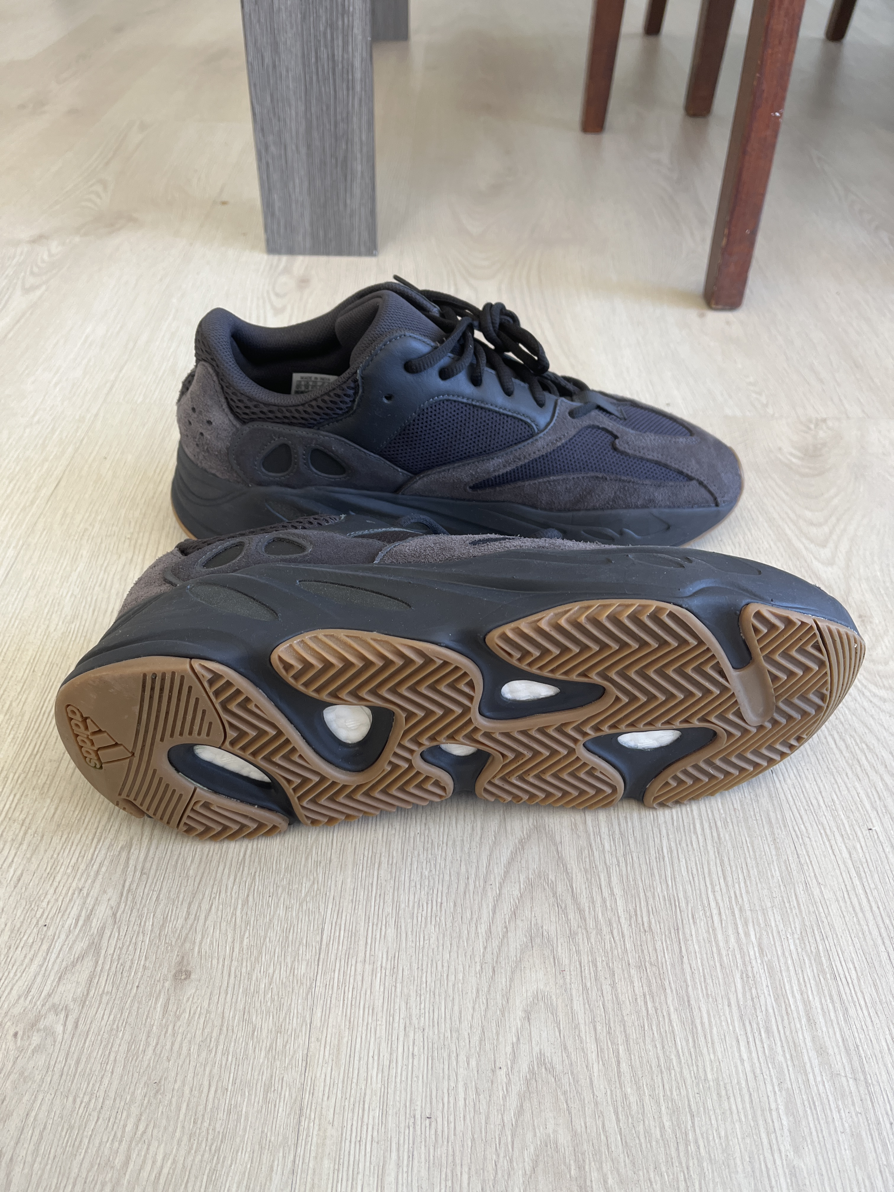 Yeezy Boost 700 'Utility Black' photo 8