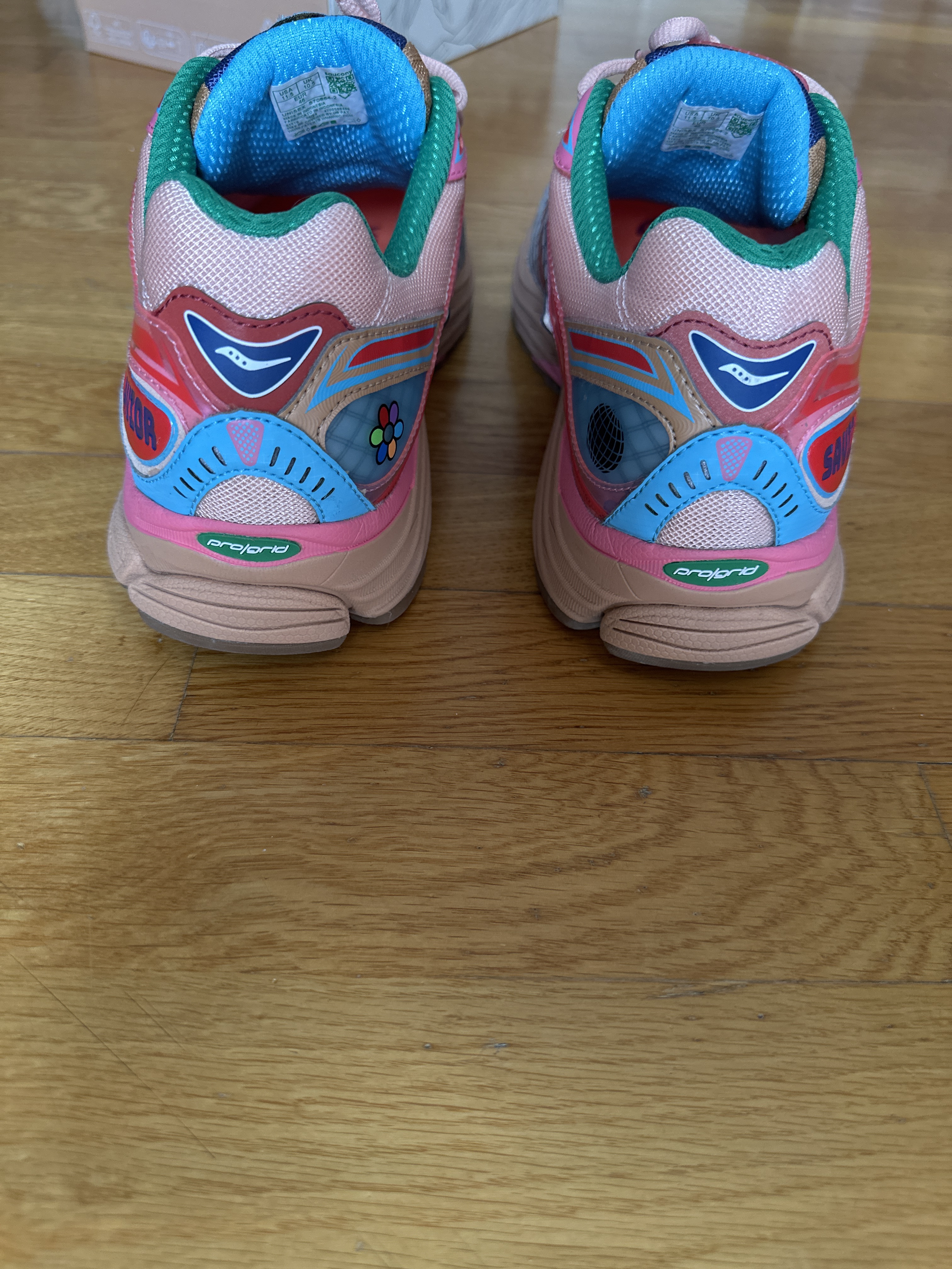 Saucony x Jae Tips ProGrid Omni 9 'To Do List Tan' (2024) photo 4