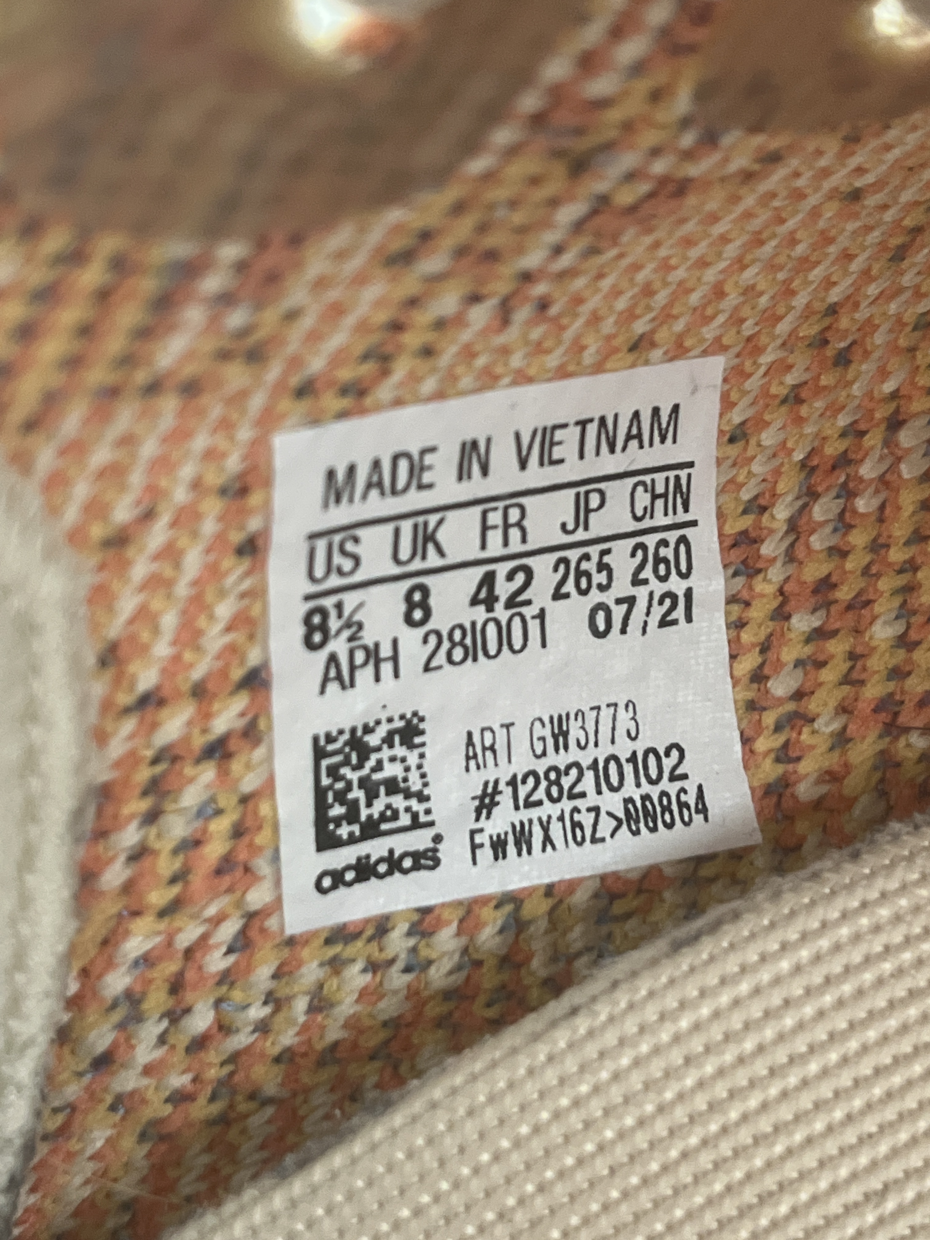 Yeezy Boost 350 V2 MX 'Oat' photo 6