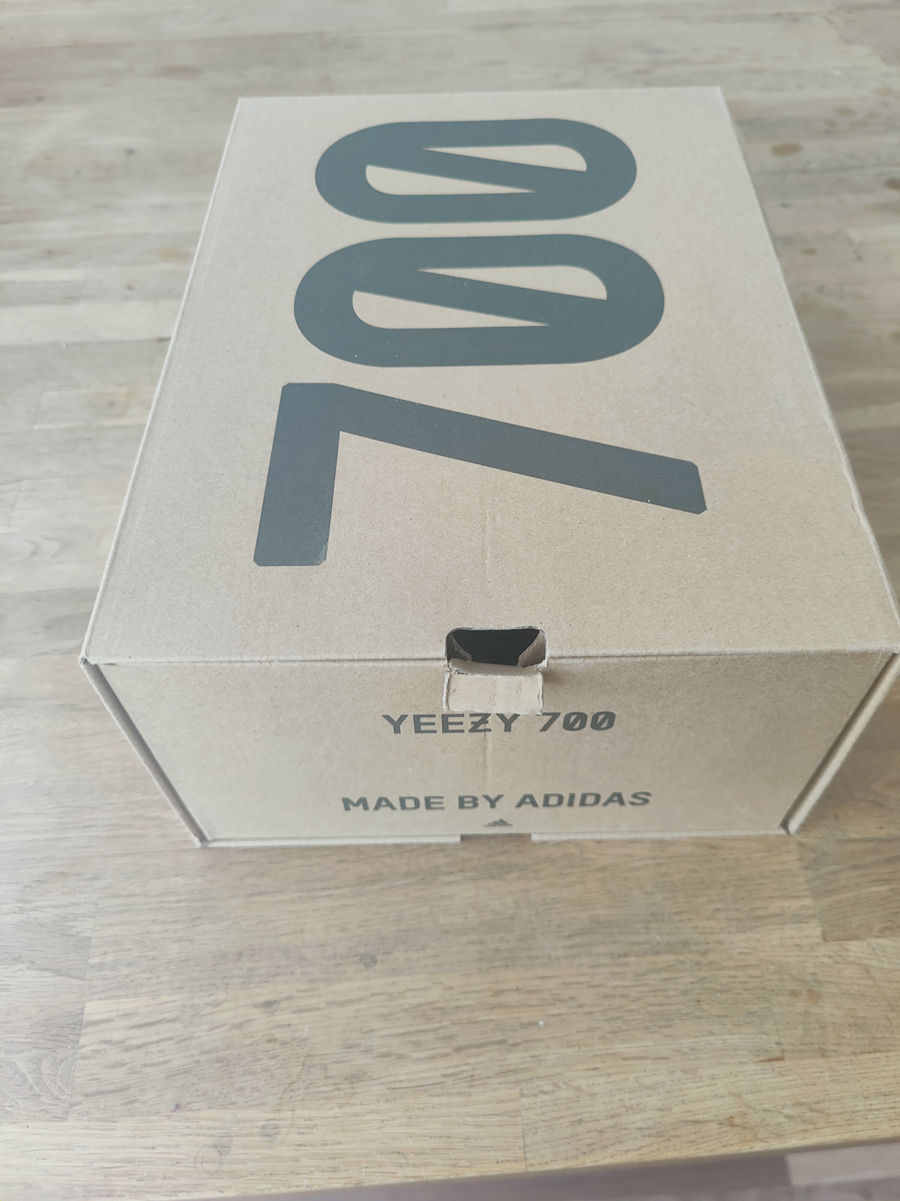Yeezy 700 V3 'Azael' photo 6
