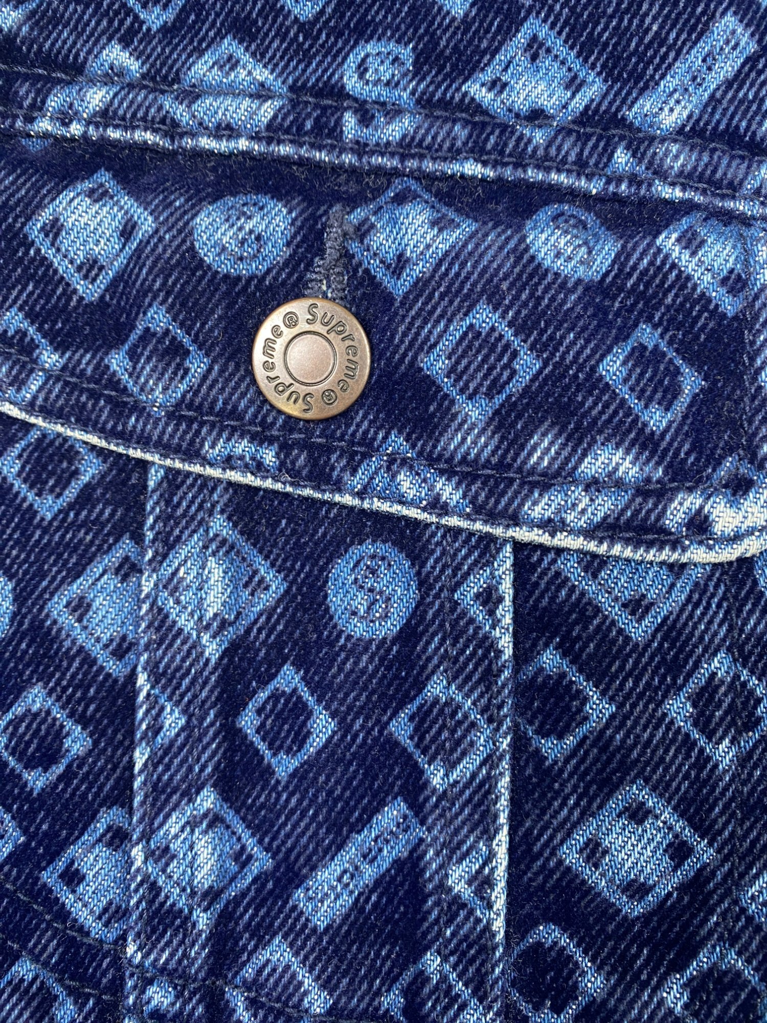 Supreme Flocked Denim Trucker Jacket 'Blue' (FW24) photo 7