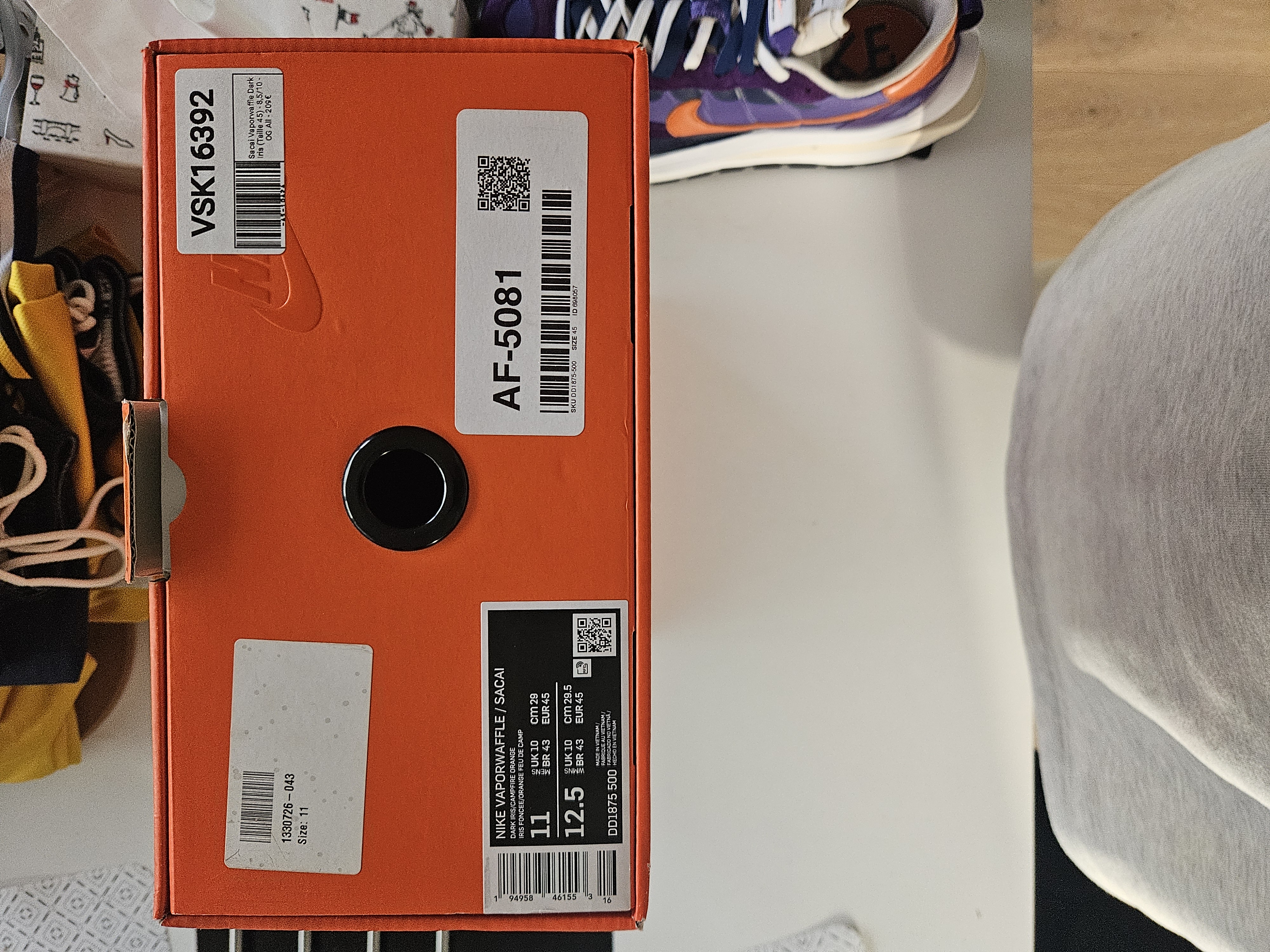 Nike x sacai Vaporwaffle 'Dark Iris' (2021) photo 7