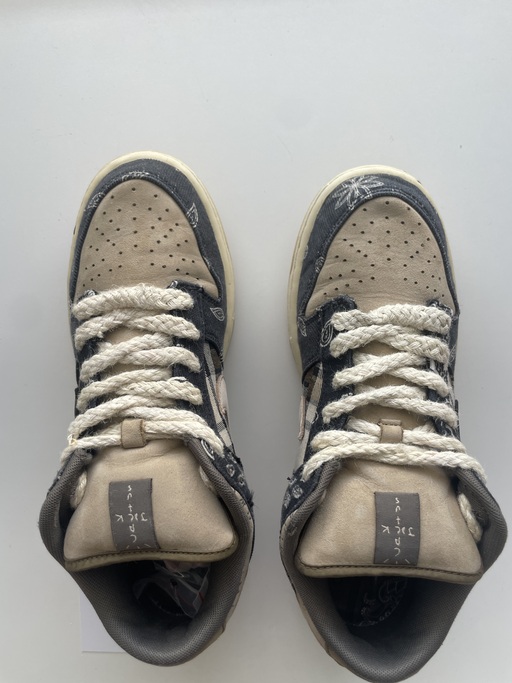 Nike SB x Travis Scott Dunk Low 'Cactus Jack' (Special Box) (2020)