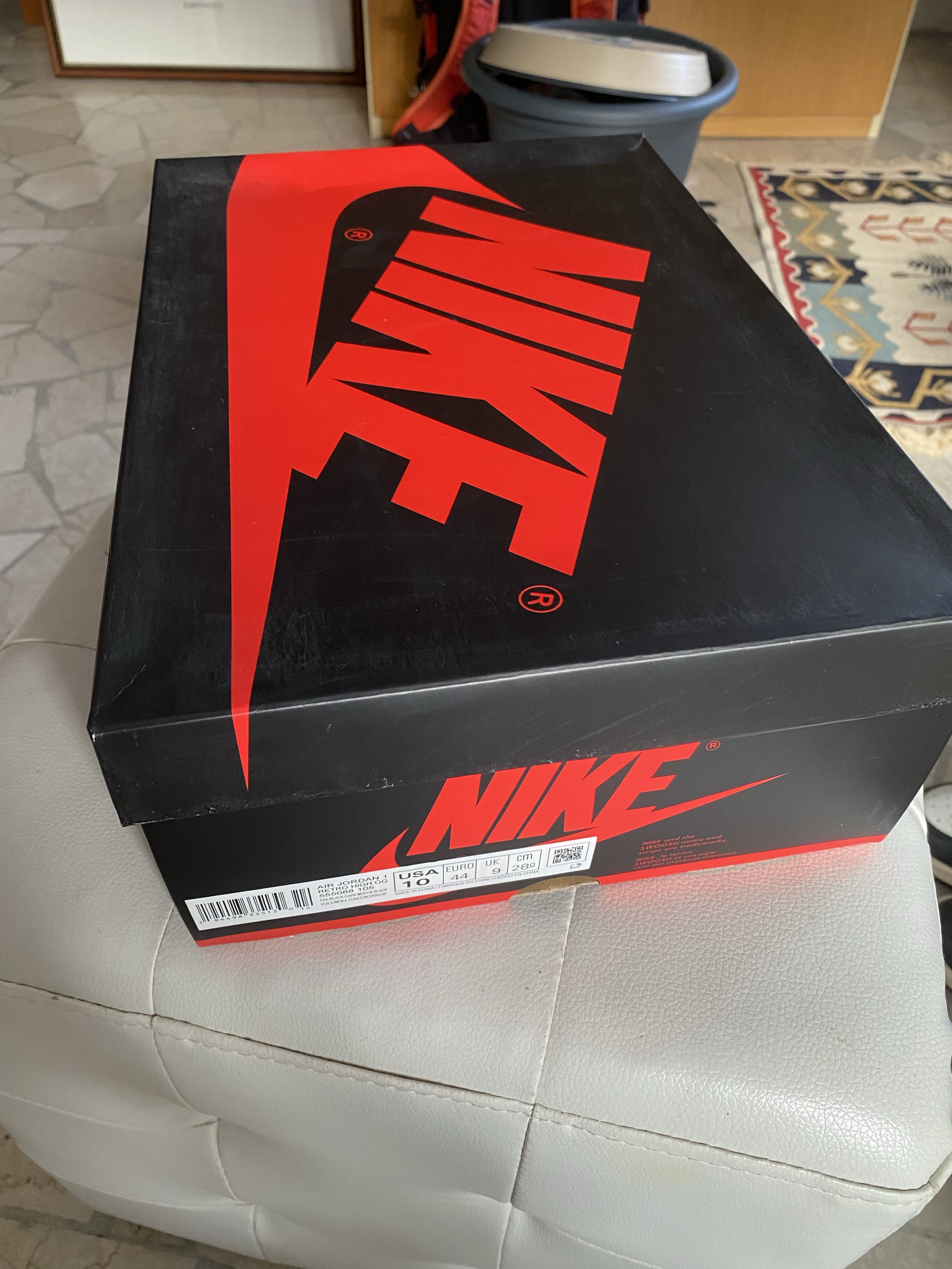 Air Jordan 1 Retro High OG 'Dark Mocha' (2020) photo 8