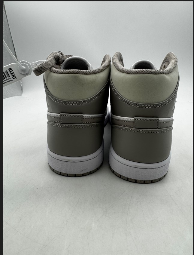 Air Jordan 1 Mid 'Linen' (2021) photo 4