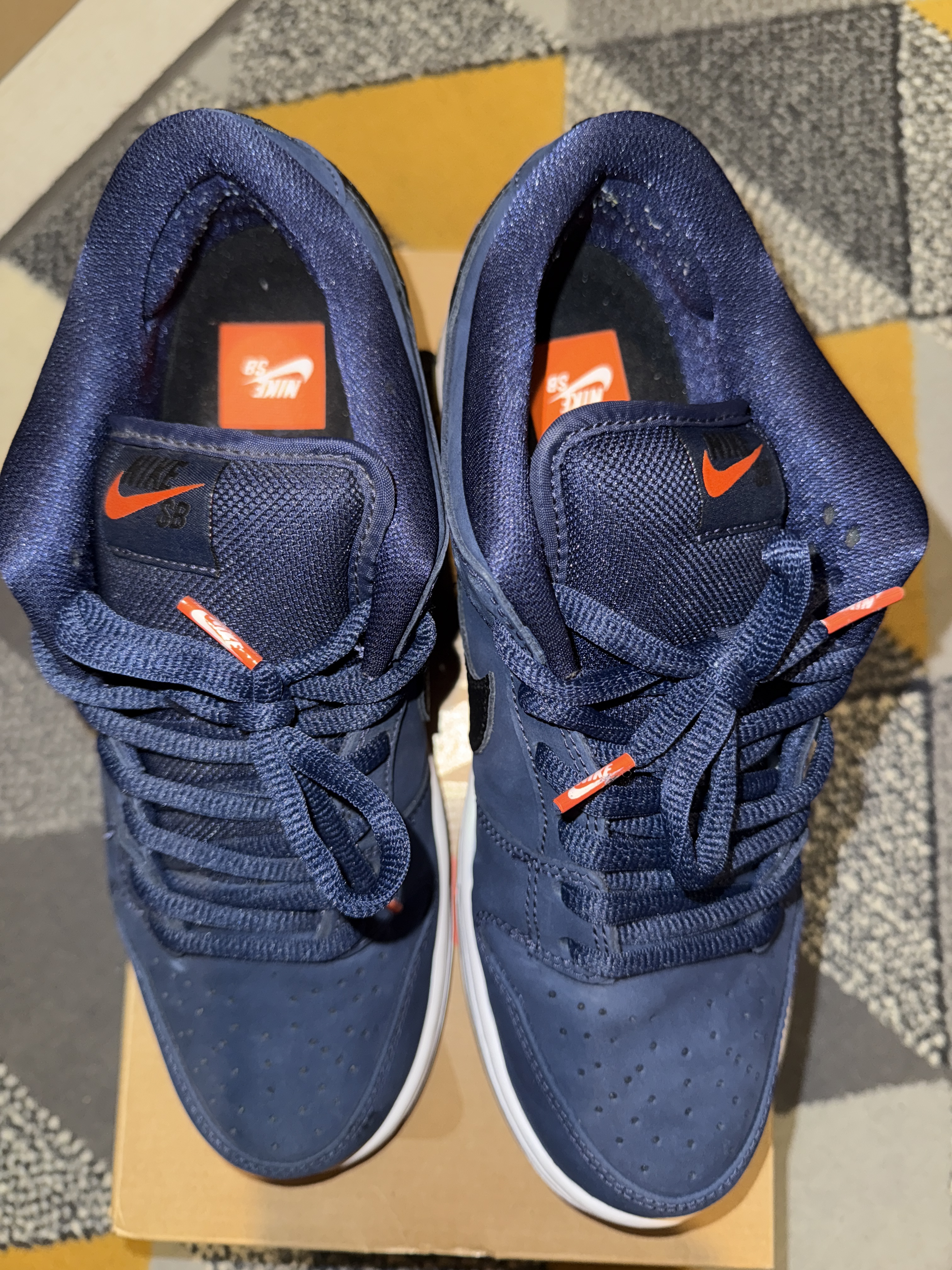 Nike SB Dunk Low Navy Black Gum (2020) photo 5