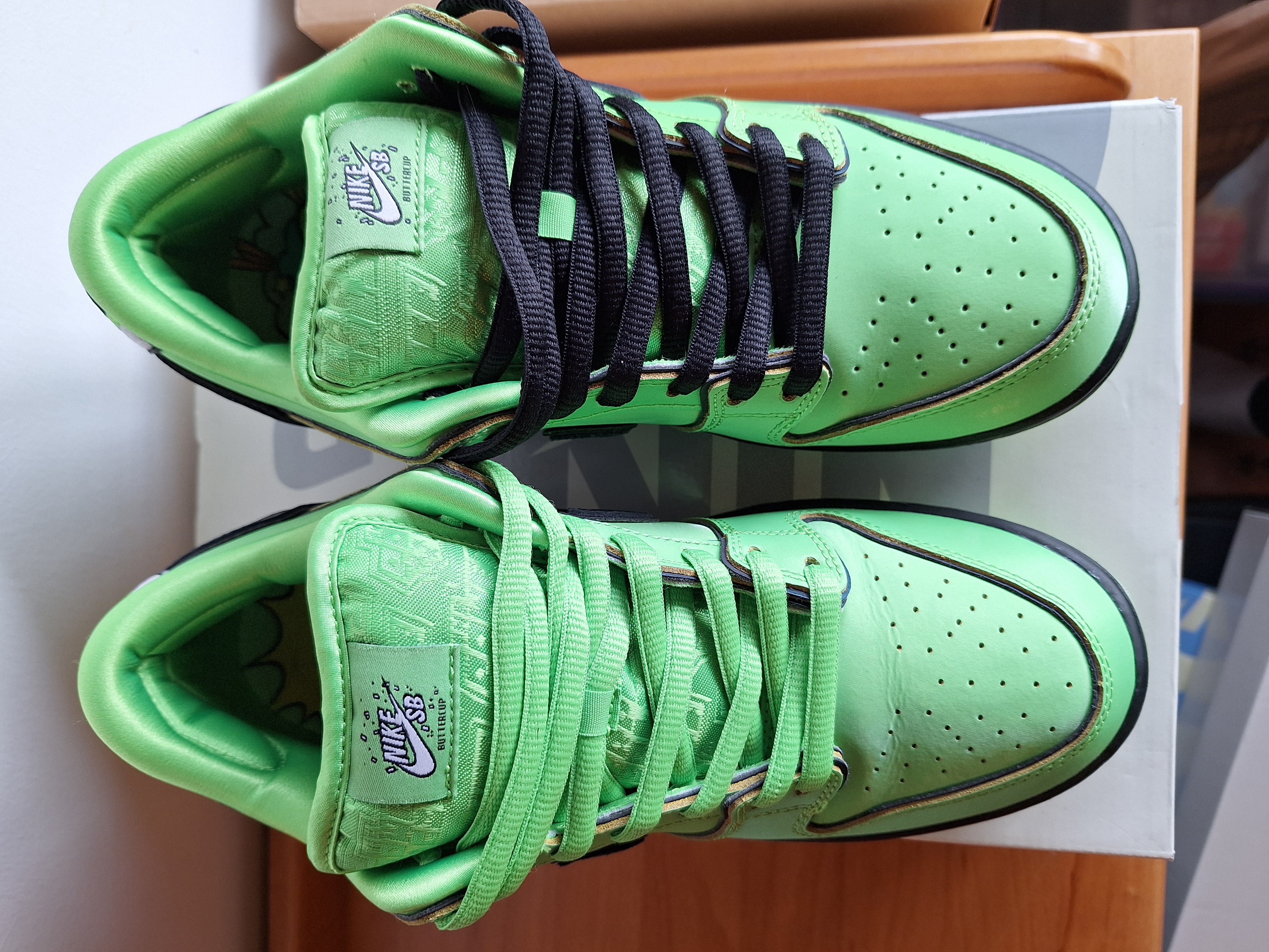 Nike SB x The Powerpuff Girls Dunk Low 'Buttercup' (2023) photo 3