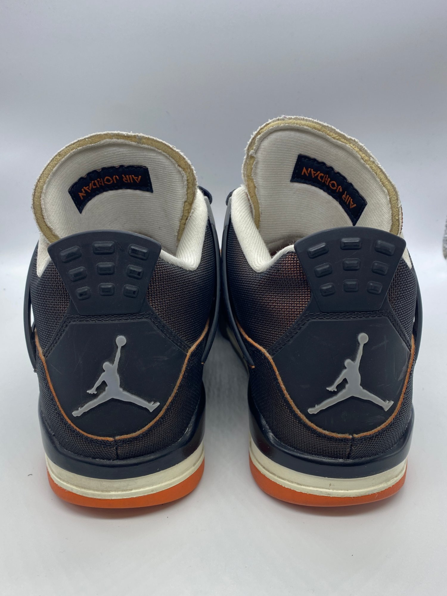 Air Jordan 4 Retro WMNS 'Starfish' (2021) photo 4