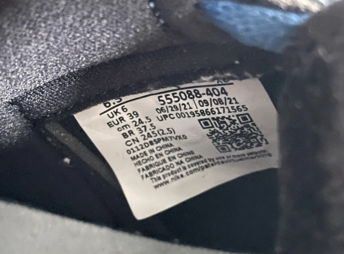 Air Jordan 1 Retro High OG 'Dark Marina Blue' (2022) photo 6