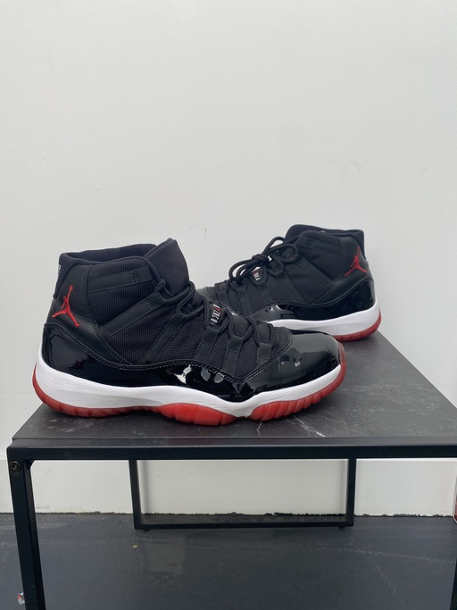 Air Jordan 11 Retro Playoffs (2012)