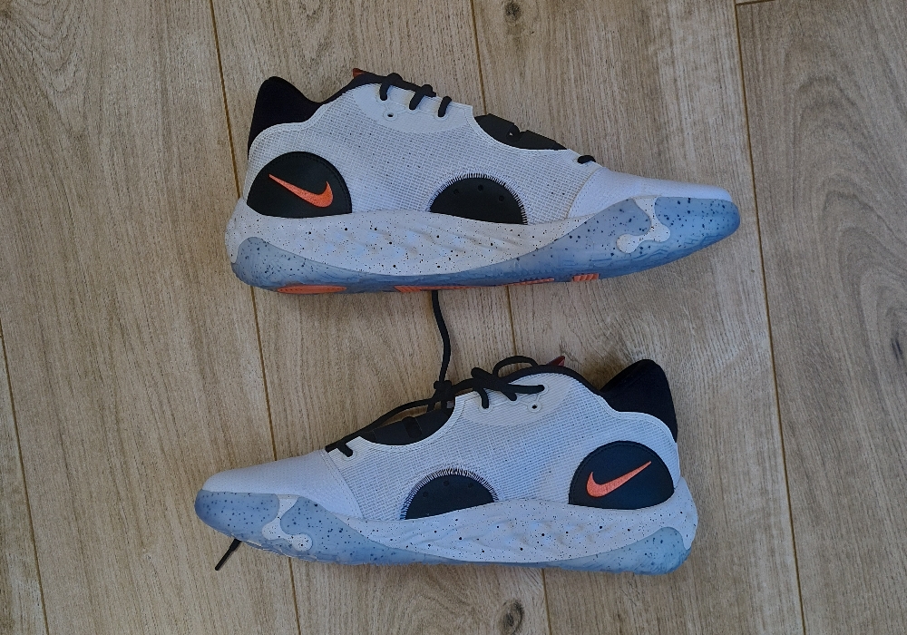 Nike PG 6 Fluoro (2022) photo 2