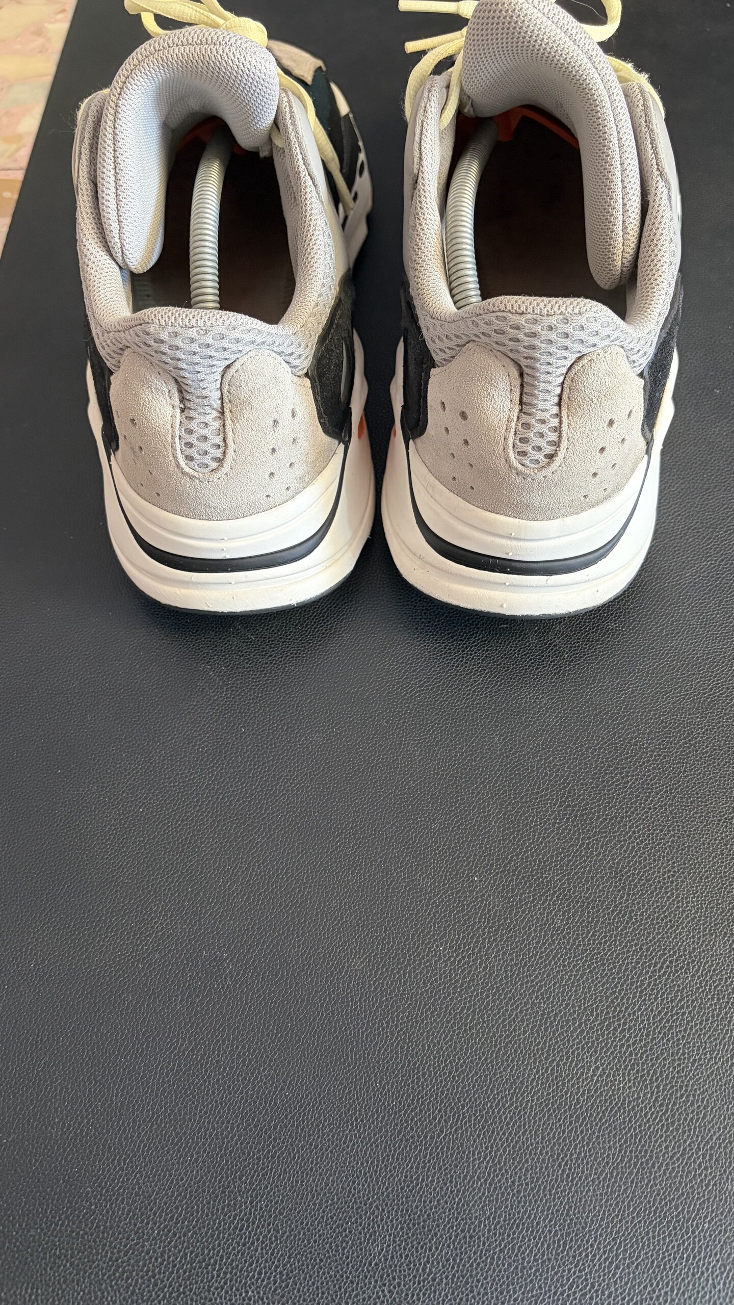Yeezy Boost 700 'Wave Runner' photo 4