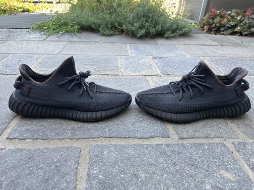 Yeezy Boost 350 V2 'Black' (Non-Reflective) (2019)