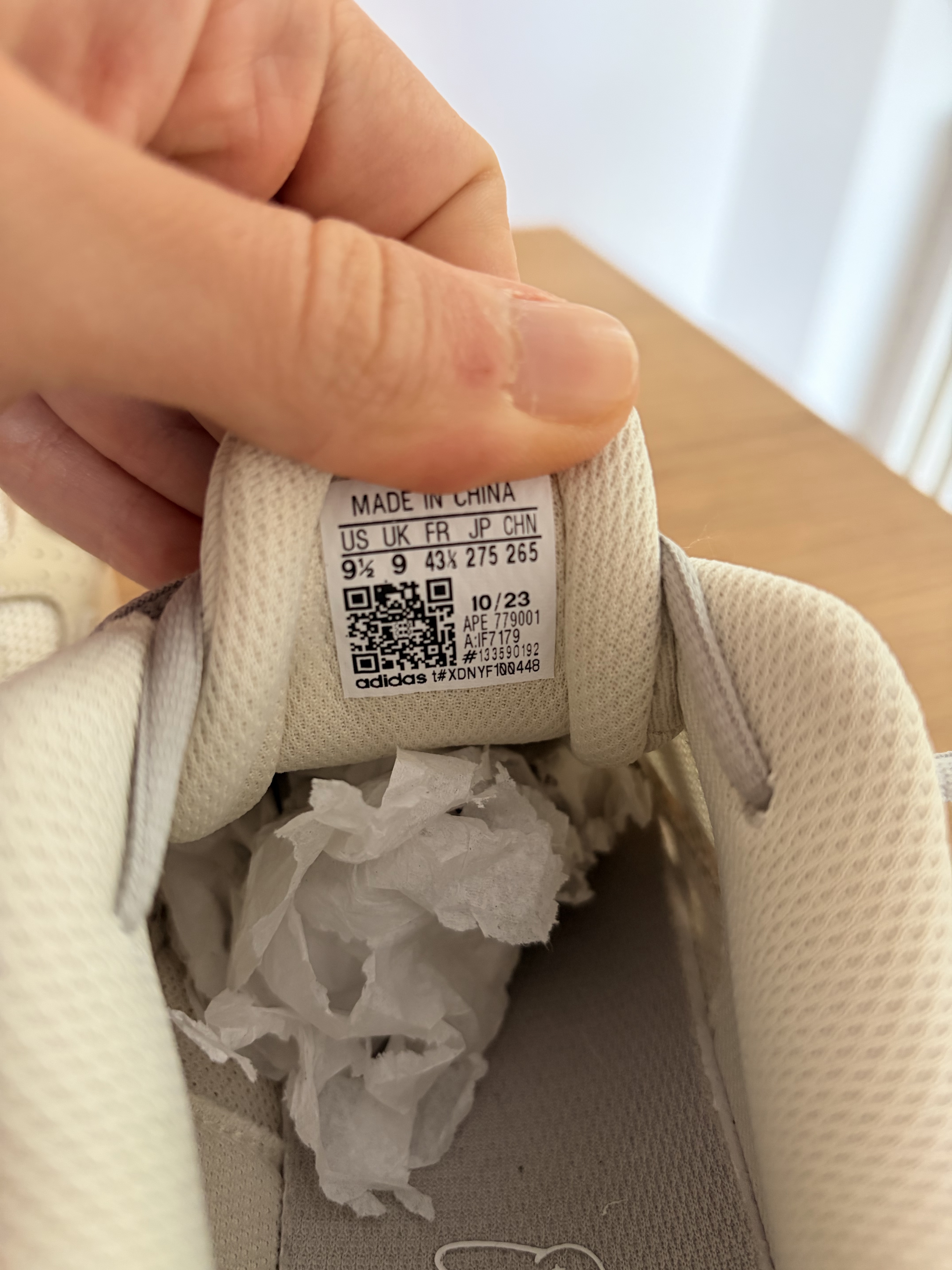 Adidas x Bad Bunny Response CL 'Wonder White' (2024) photo 6
