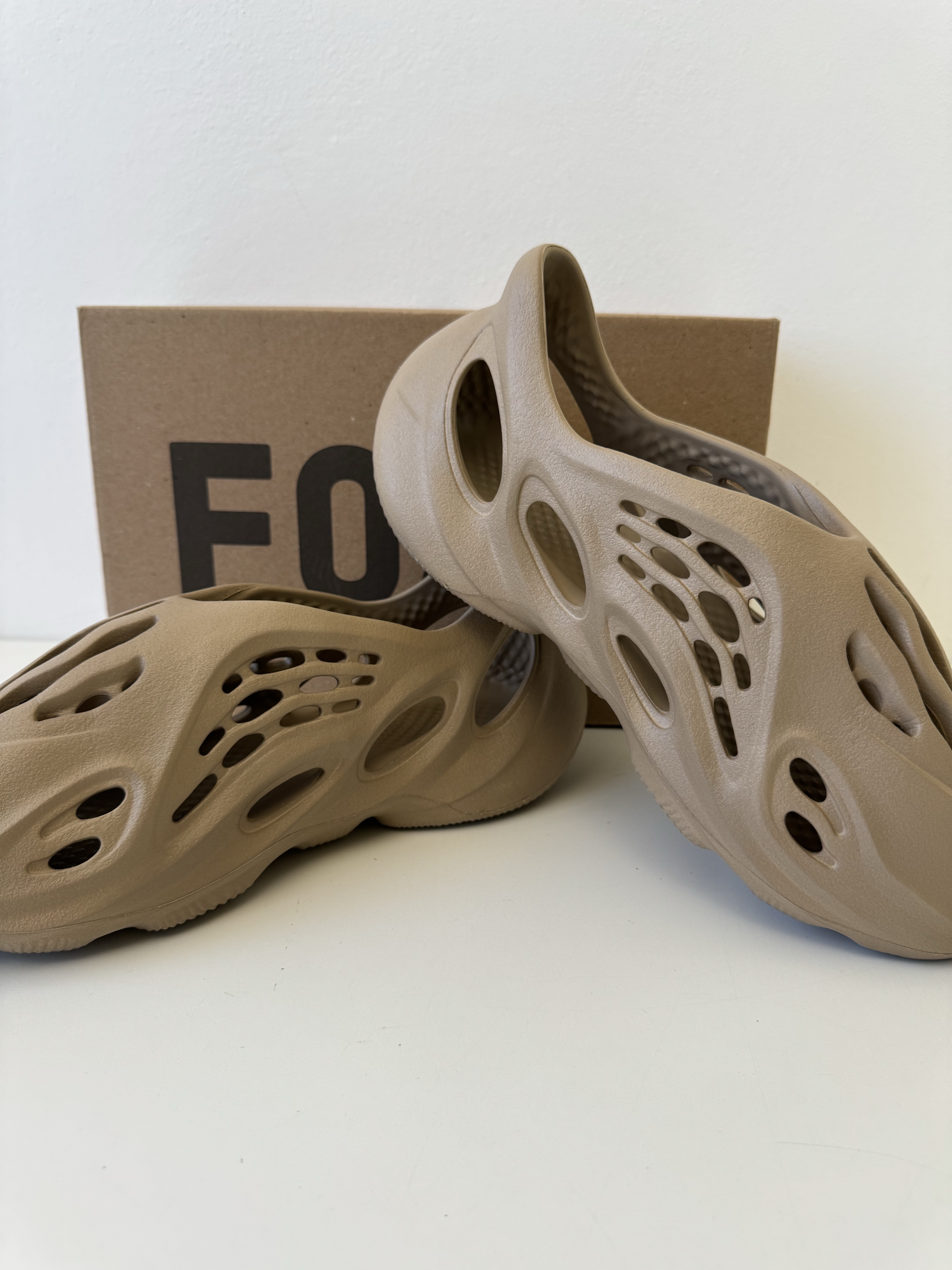 Yeezy Foam Runner Mist photo 10
