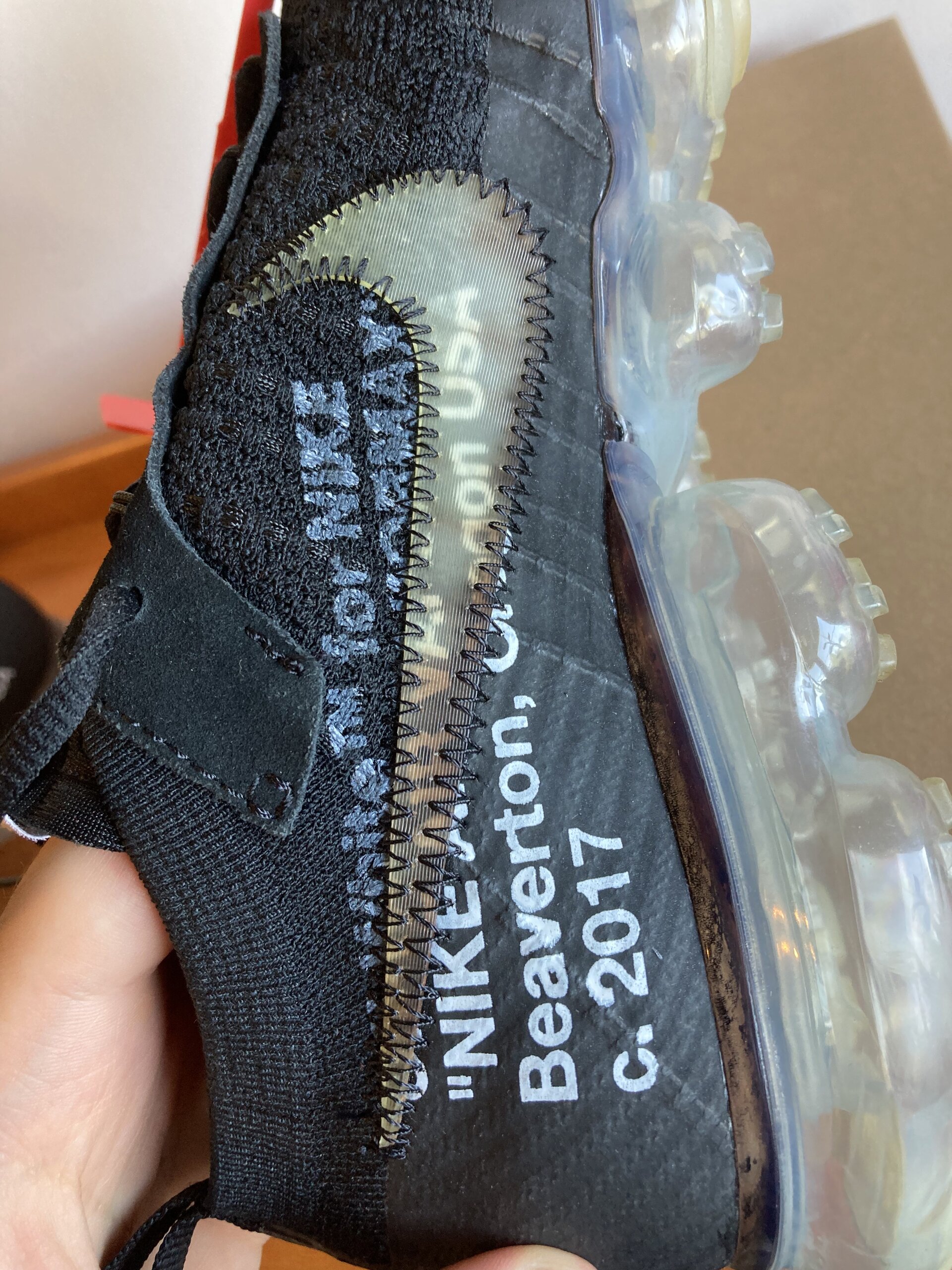 Nike x Off White Air VaporMax Flyknit 'Black' (2018) photo 8