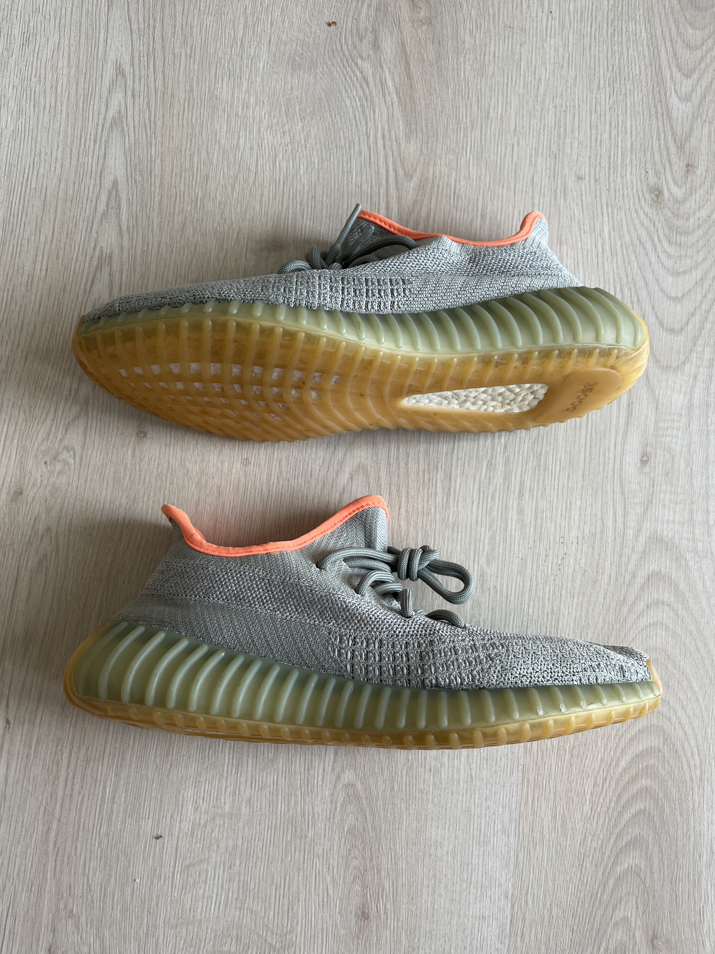 Yeezy Boost 350 V2 'Desert Sage' (2020) photo 1