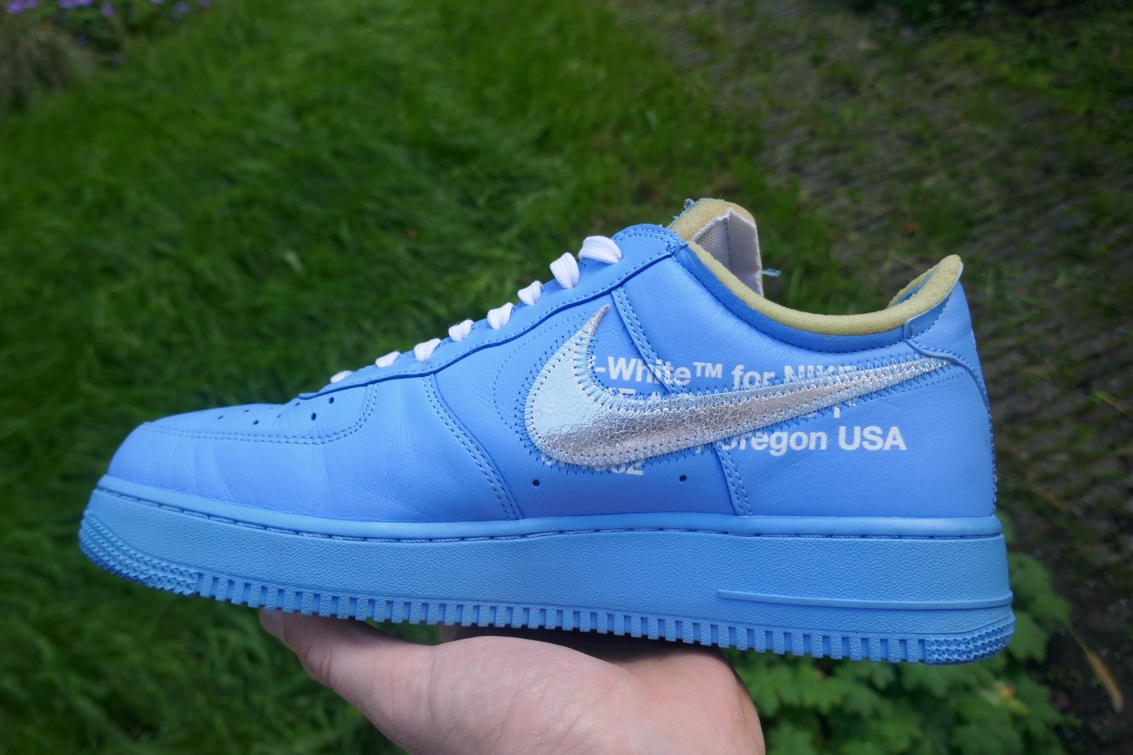 Nike x Off-White Air Force 1 Low MCA University Blue (2019) photo 9