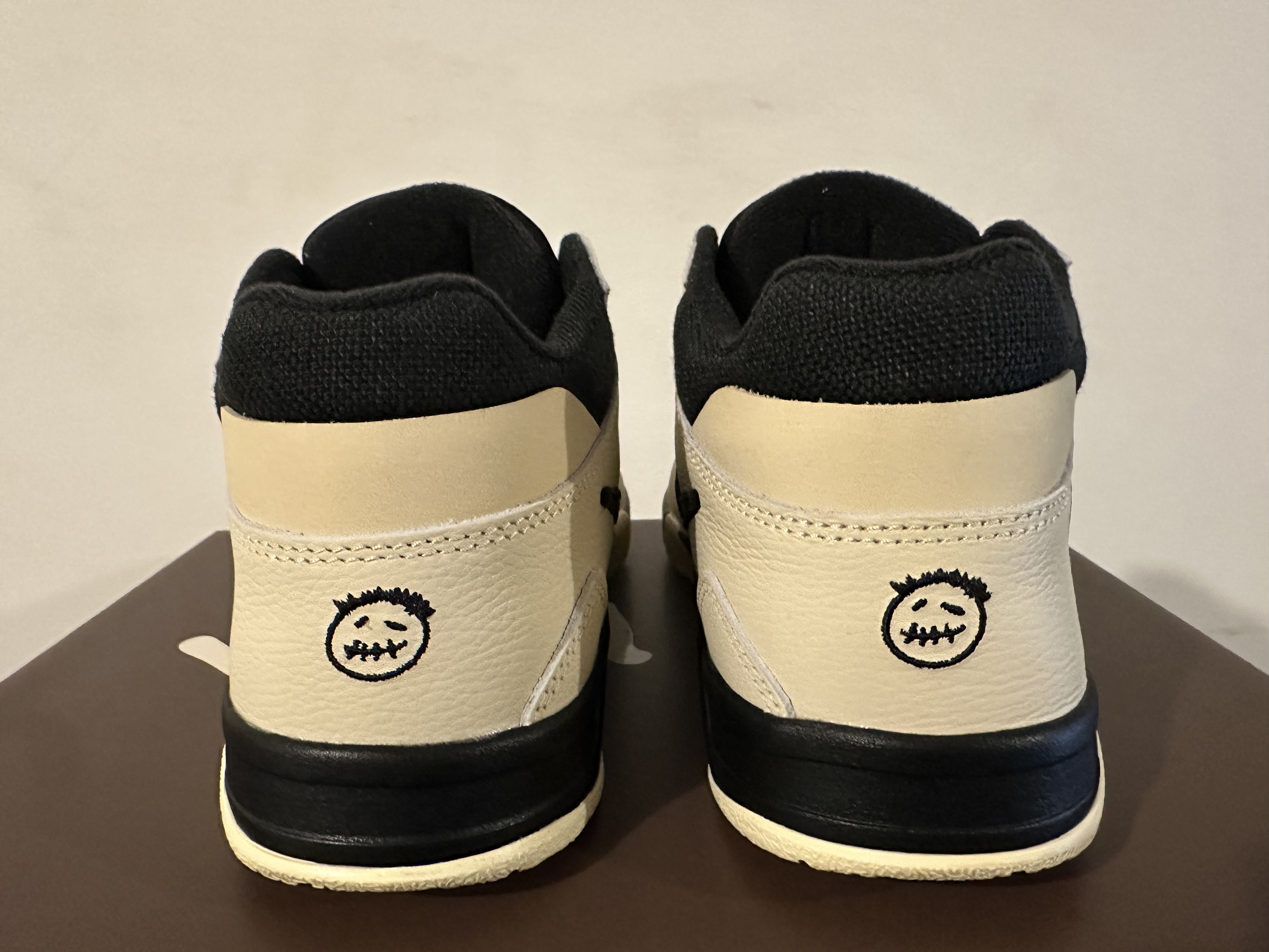 Air Jordan x Travis Scott Jumpman Jack 'Bright Cactus' (2025) photo 4