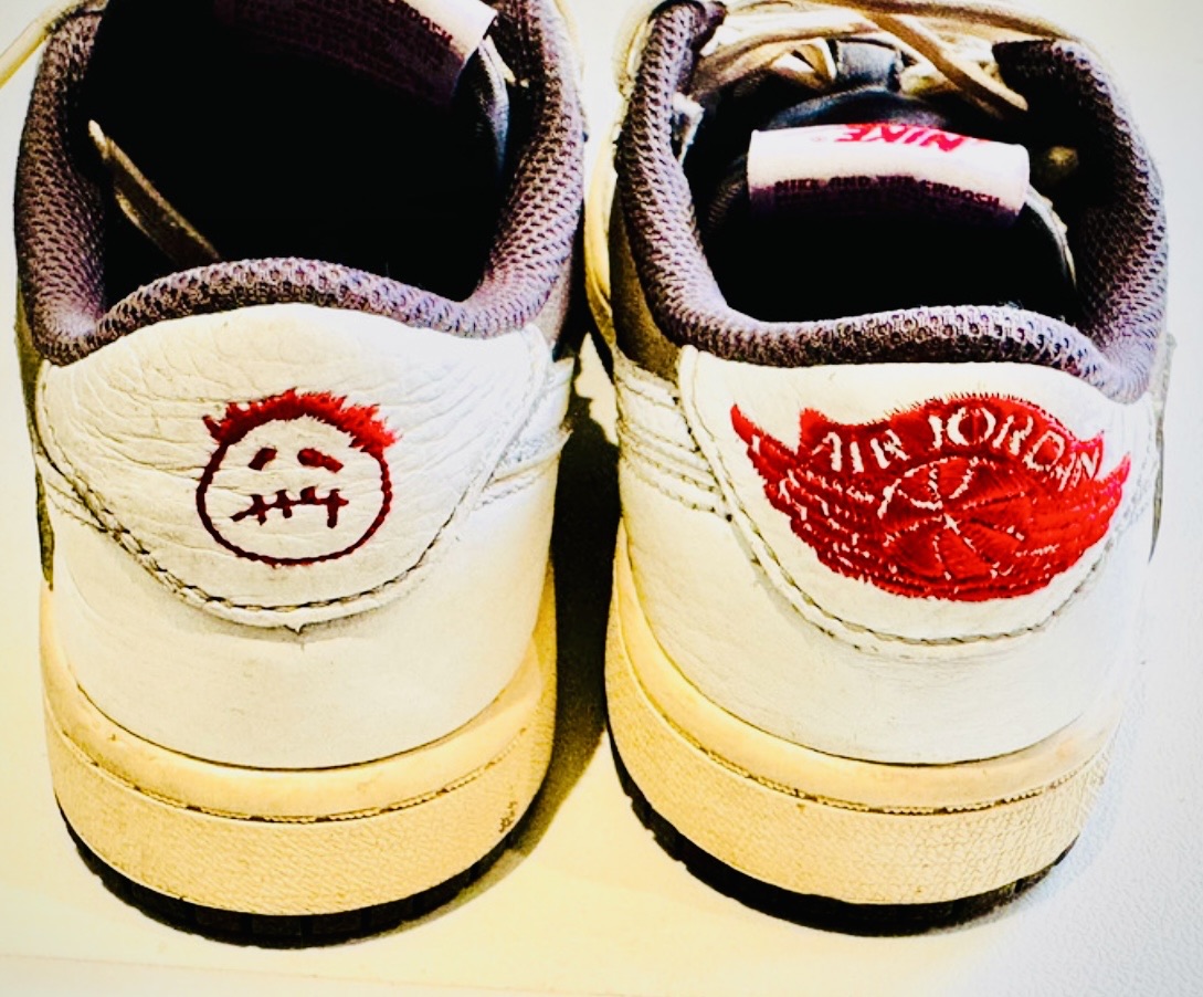 Air Jordan 1 x Travis Scott Low PS Reverse Mocha (2022) photo 4