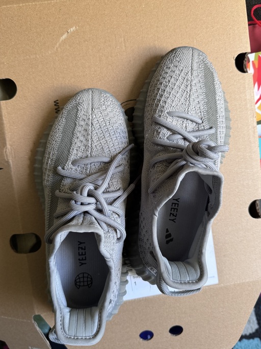 Yeezy Boost 350 V2 'Steel Grey' (2024)