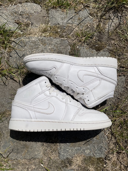 Air Jordan 1 Mid 'Triple White 2.0' (2020)