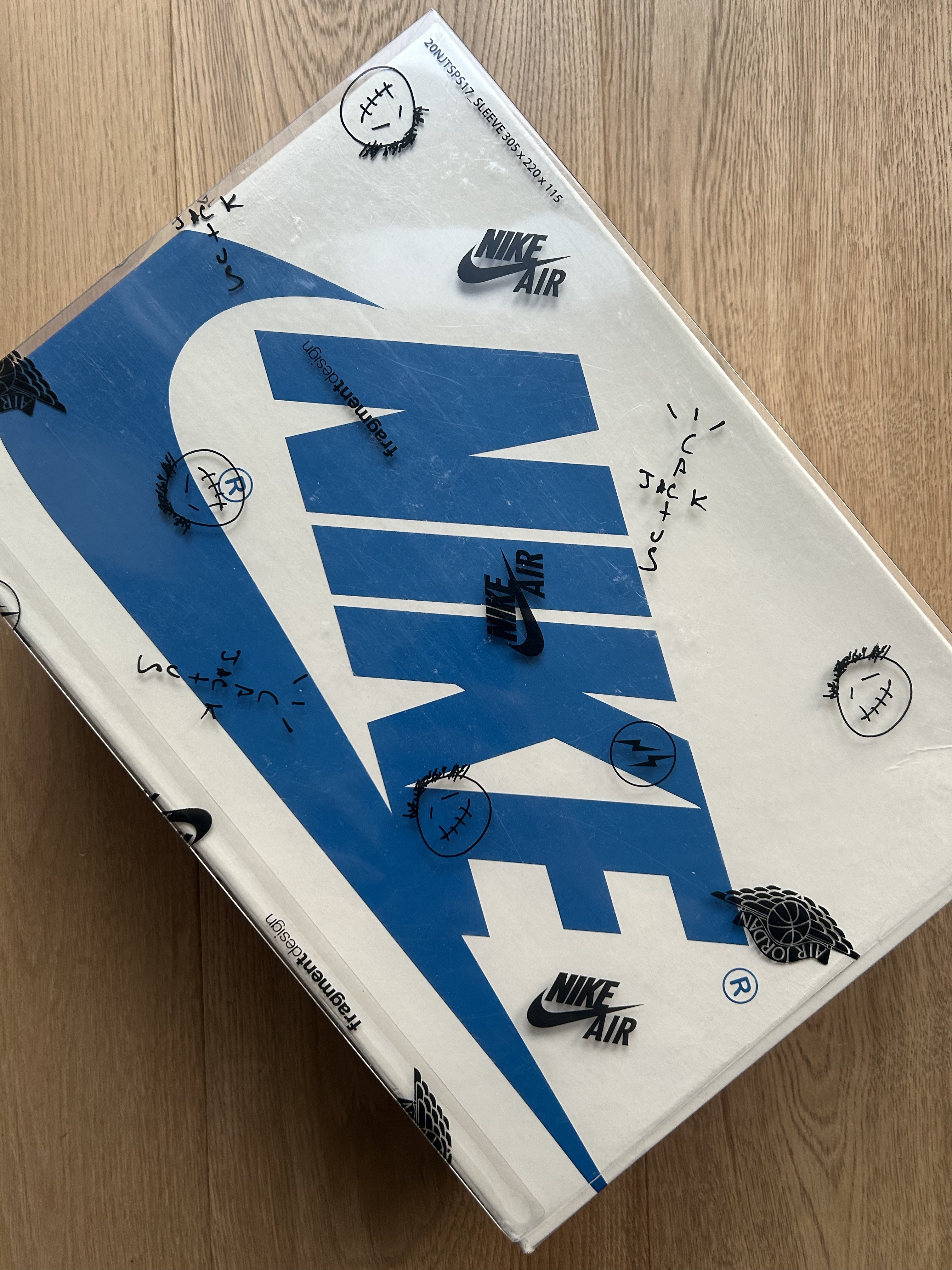 Air Jordan x Fragment x Travis Scott 1 Low 'Design' (2021) photo 10