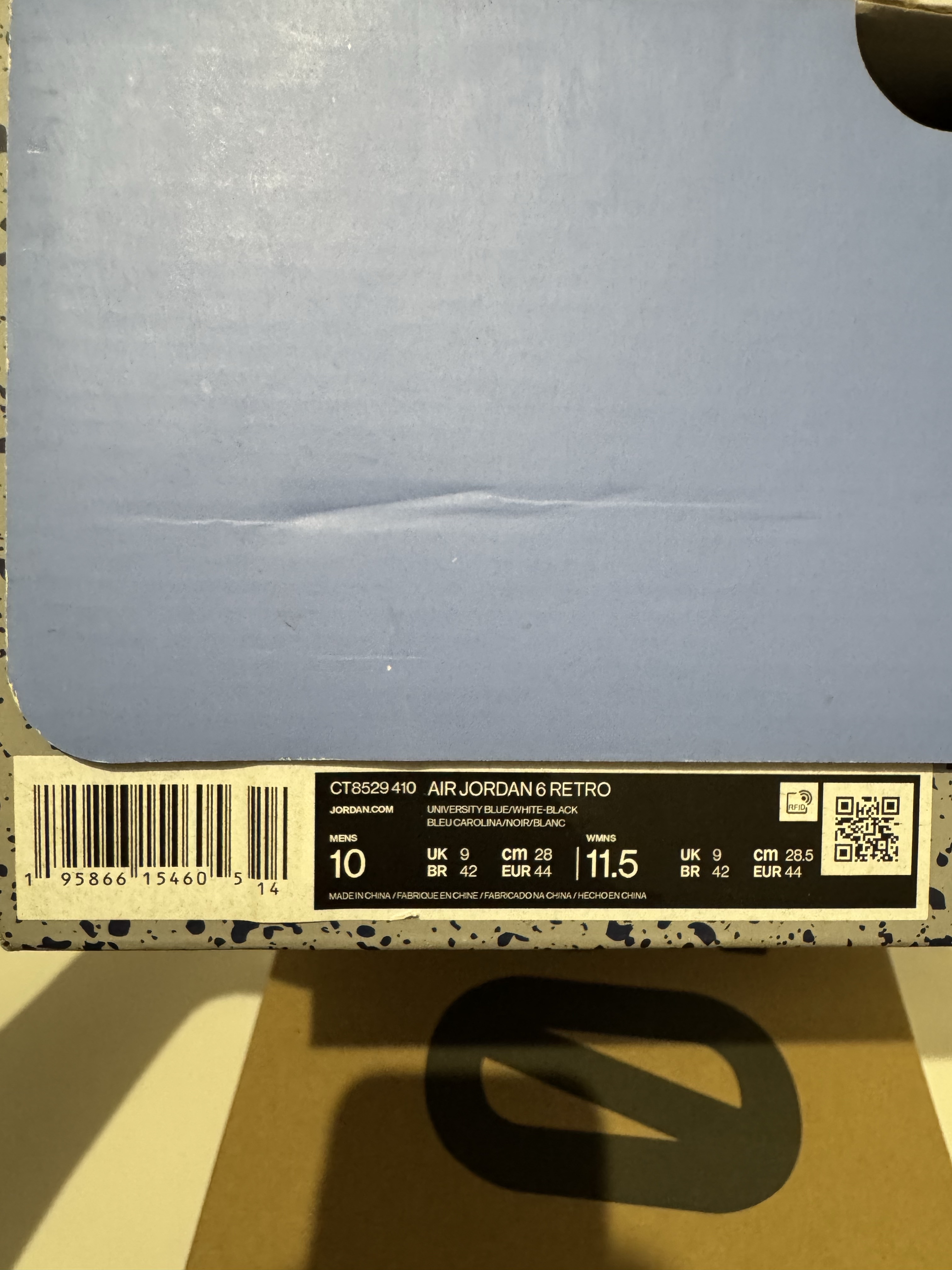 Air Jordan 6 UNC 'Blue White' (2022) photo 6