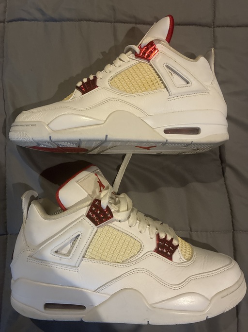 Air Jordan 4 Retro 'Metallic Red' (2020)