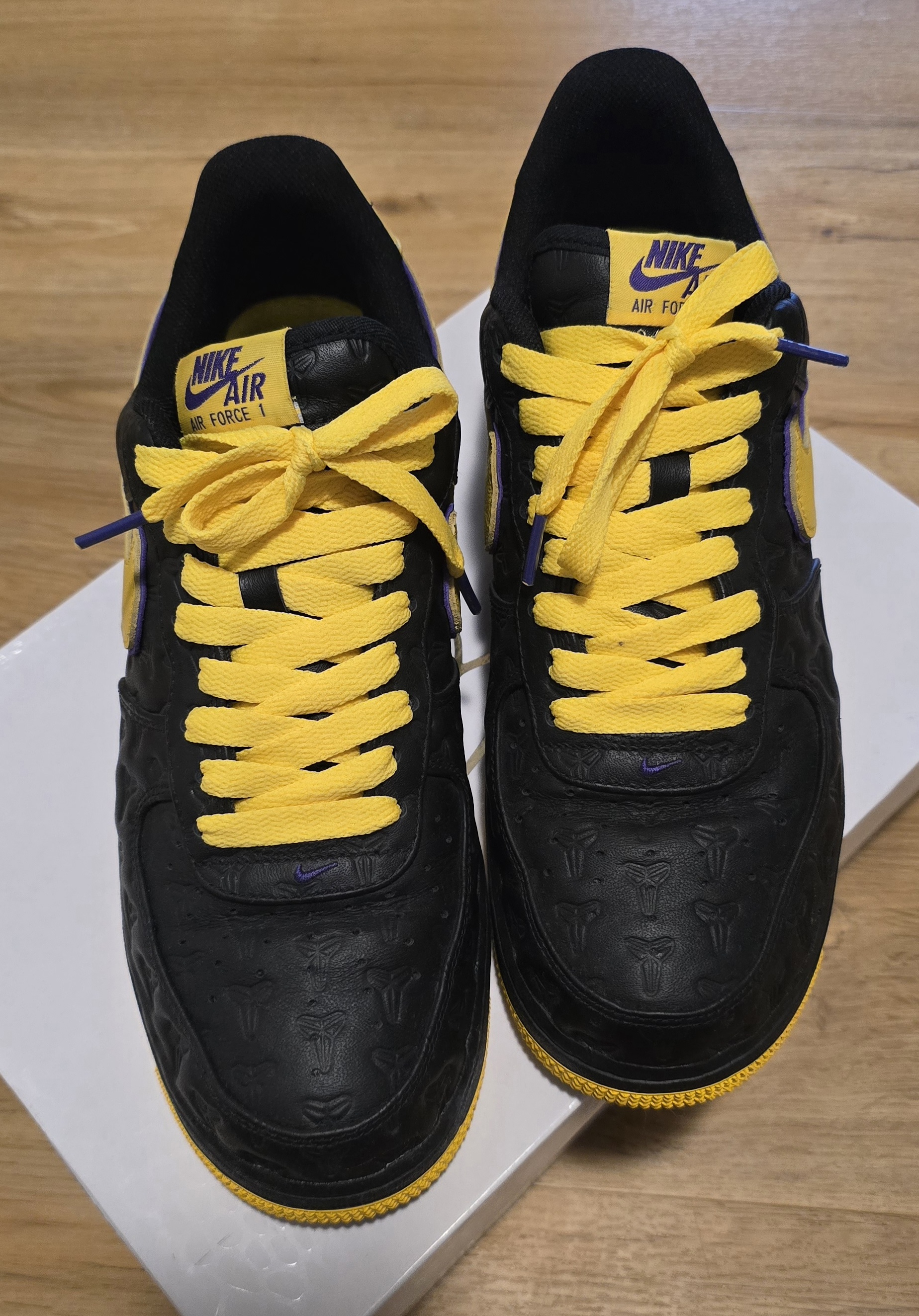 Nike x Kobe Air Force 1 Low 'Lakers Away' (2025) photo 2