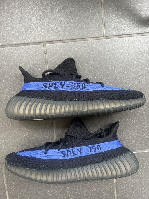 Yeezy Boost 350 V2 'Dazzling Blue' (2022)