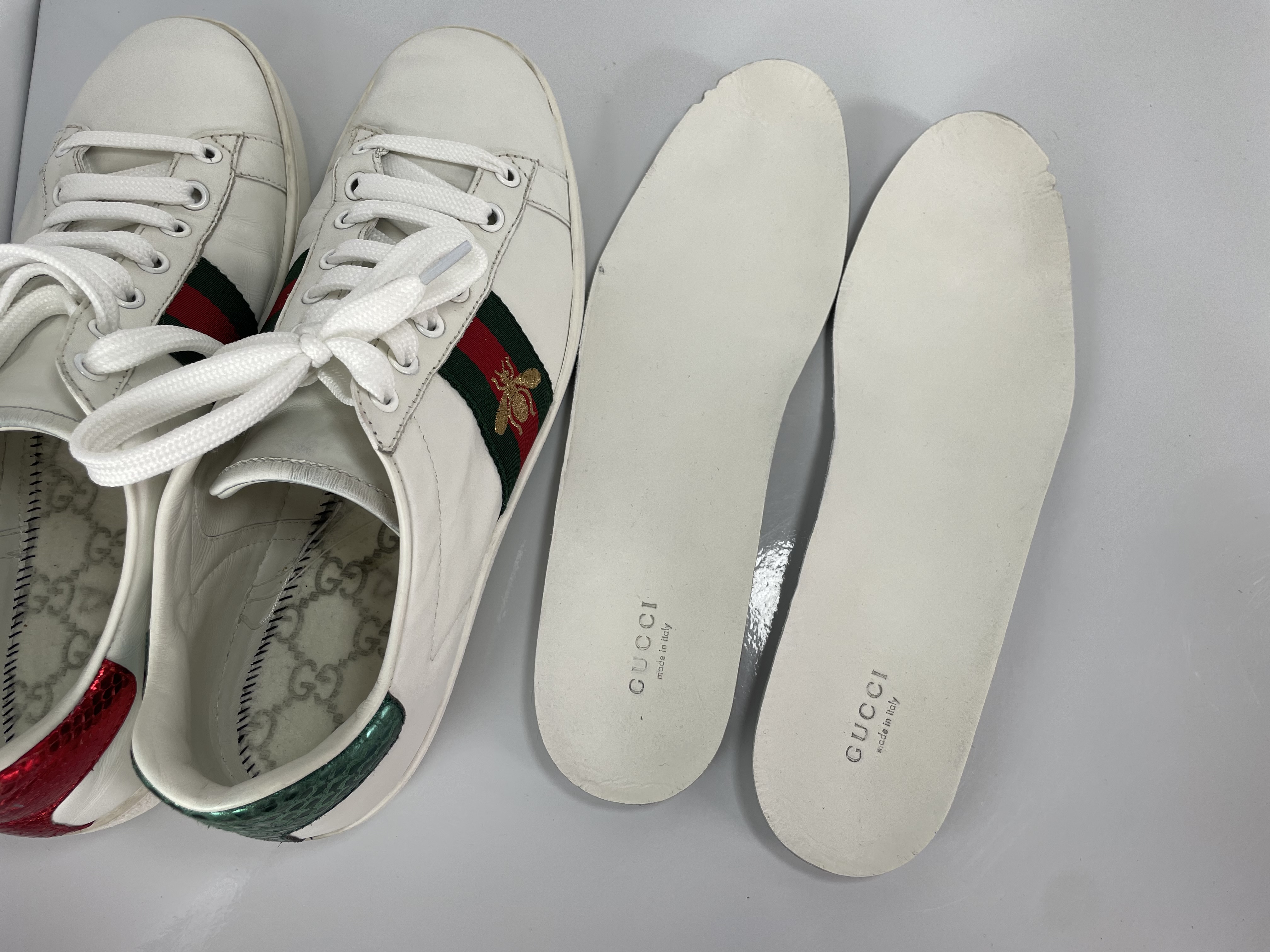 Luxury Gucci Ace Bee White photo 10