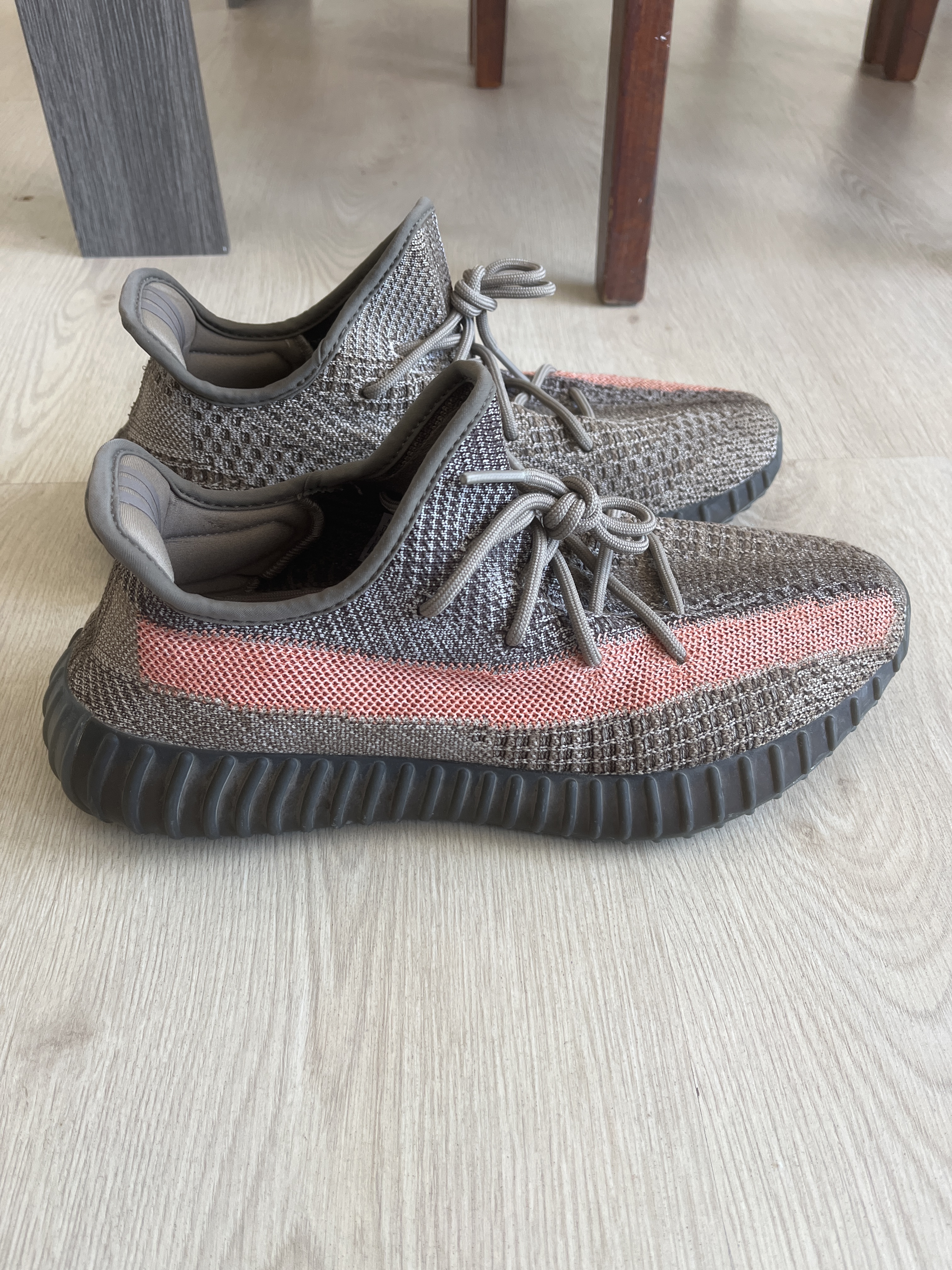 Yeezy Boost 350 V2 'Ash Stone' photo 7