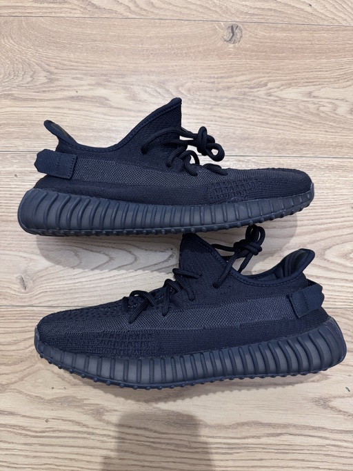 Yeezy Boost 350 V2 'Onyx'
