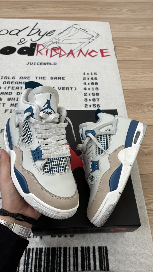 Air Jordan 4 'Military Blue/Industrial Blue' (2024)