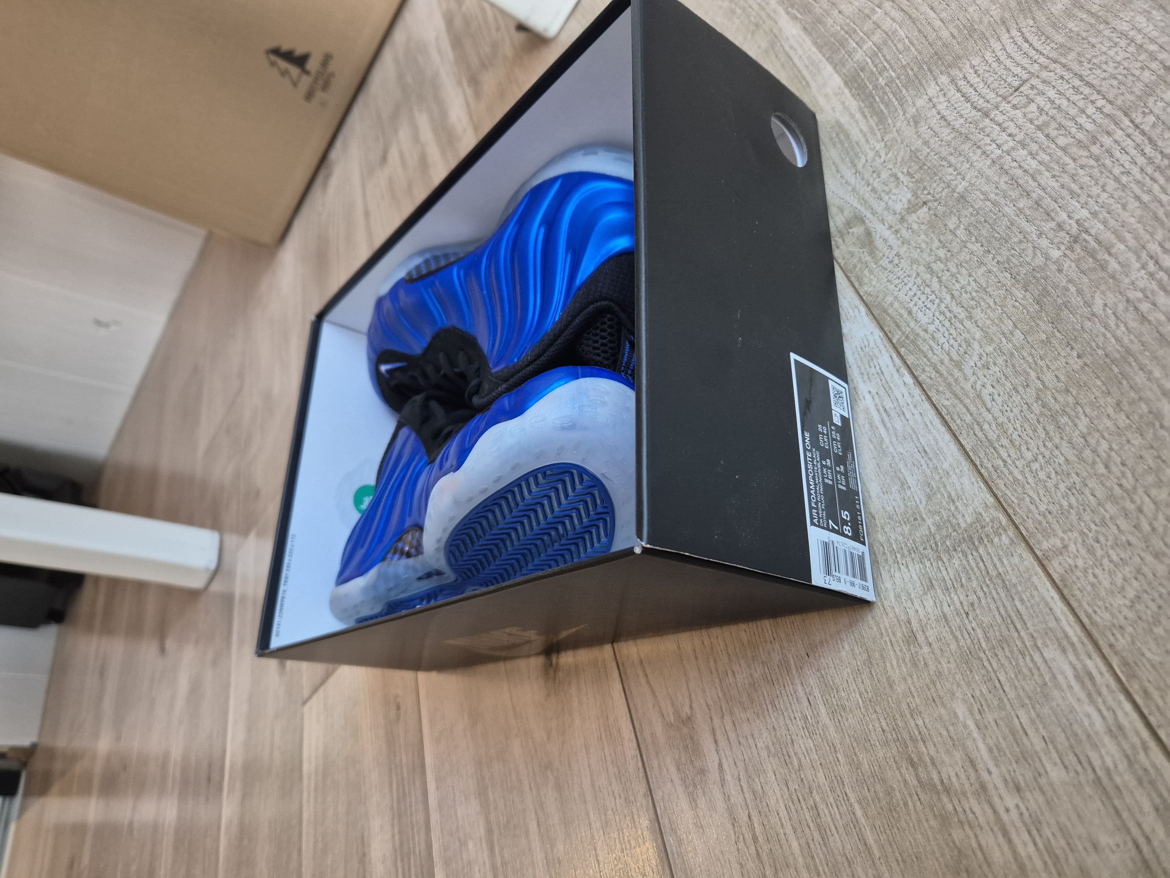 Nike Air Foamposite One 'Royal' (2024) photo 9