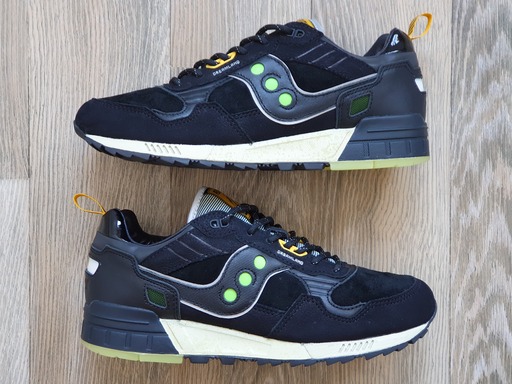Saucony x Feature Area 51 Dreamland Shadow 5000 Black (2019)