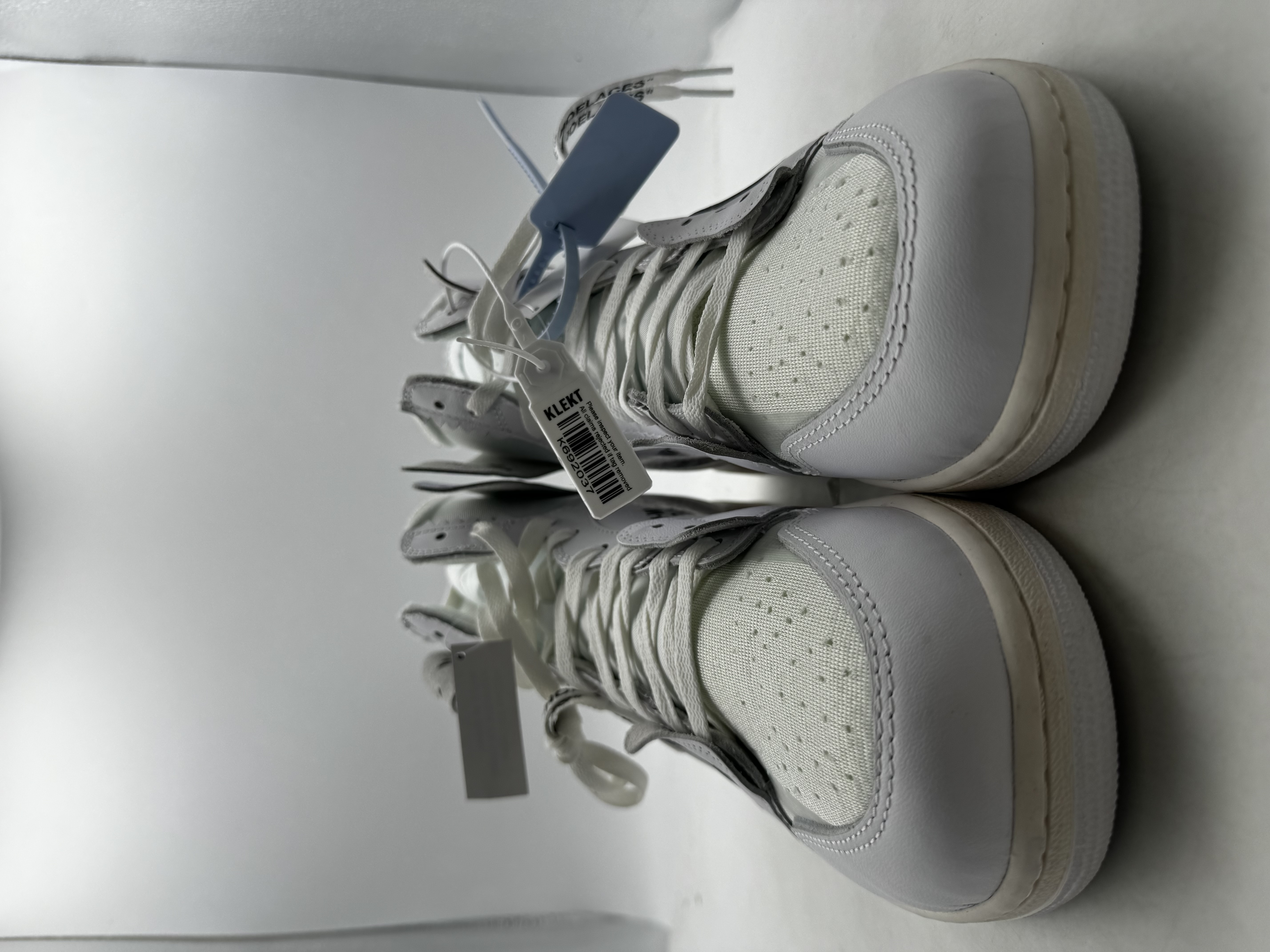 Air Jordan x Off-White 1 Retro High White (2018) photo 3