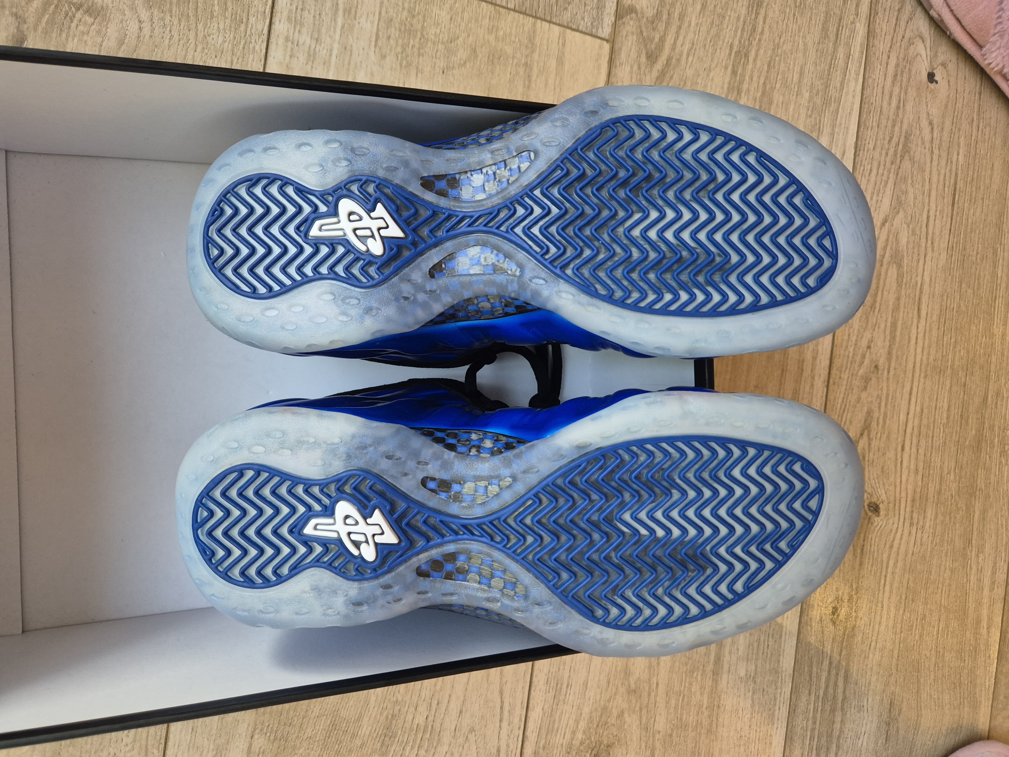 Nike Air Foamposite One 'Royal' (2024) photo 6
